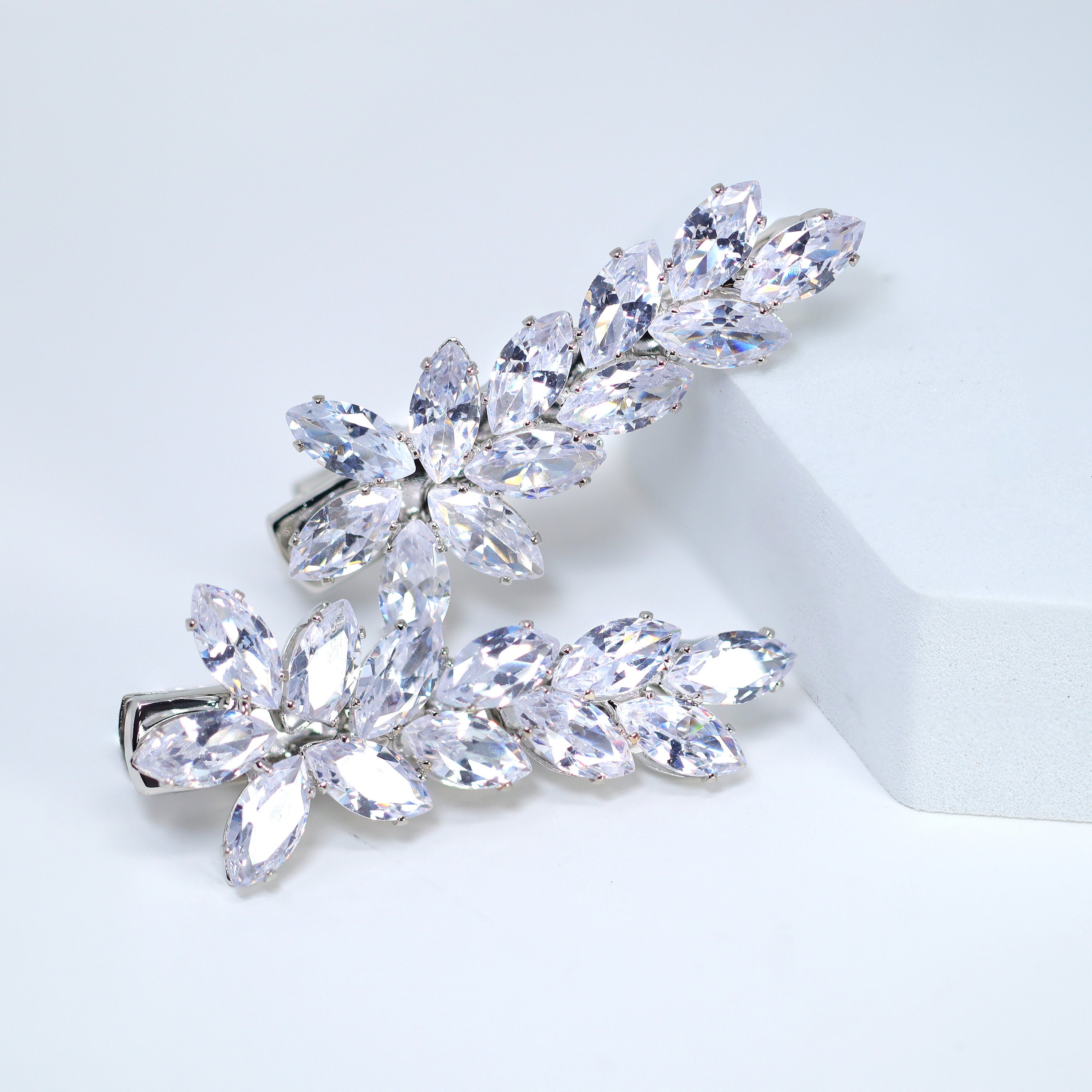 Set Of 2 Flower Leaf Bridal Hair Clip, Bridesmaid Gift, Wedding Hair Accessory.