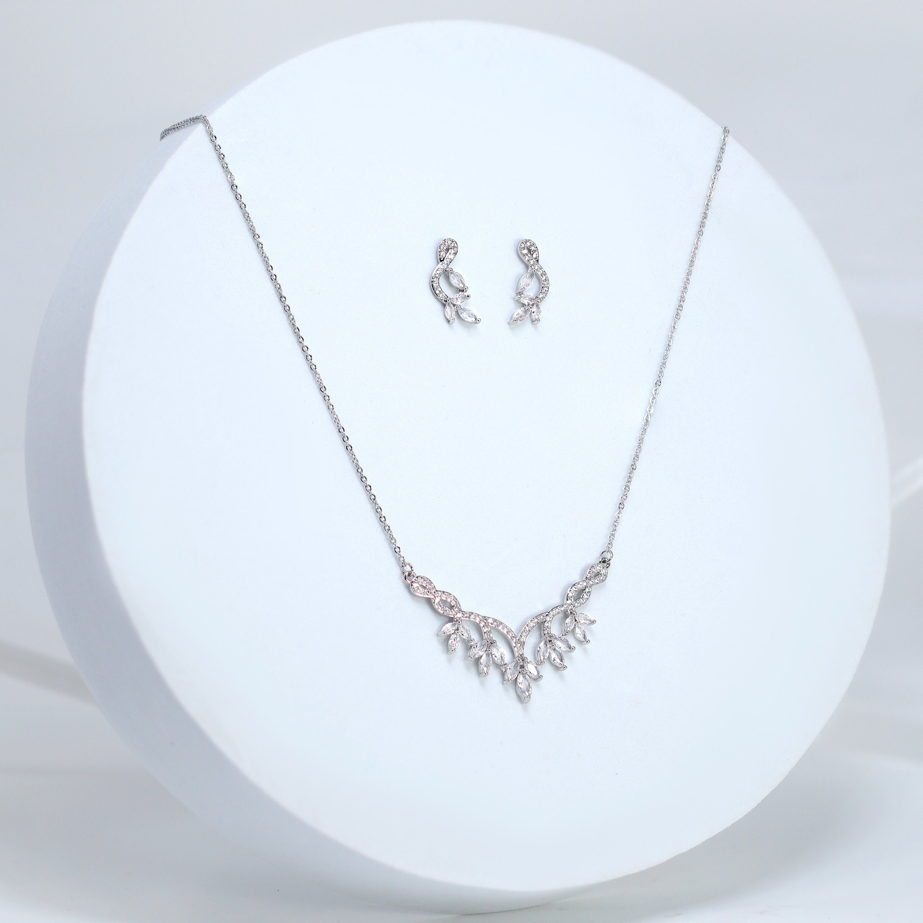 Dainty Dancing Leaves Drop V Necklace Set, Long Bridal Jewelry, Bridal Earrings And Necklace, Statement Earrings Cz Necklace Set.