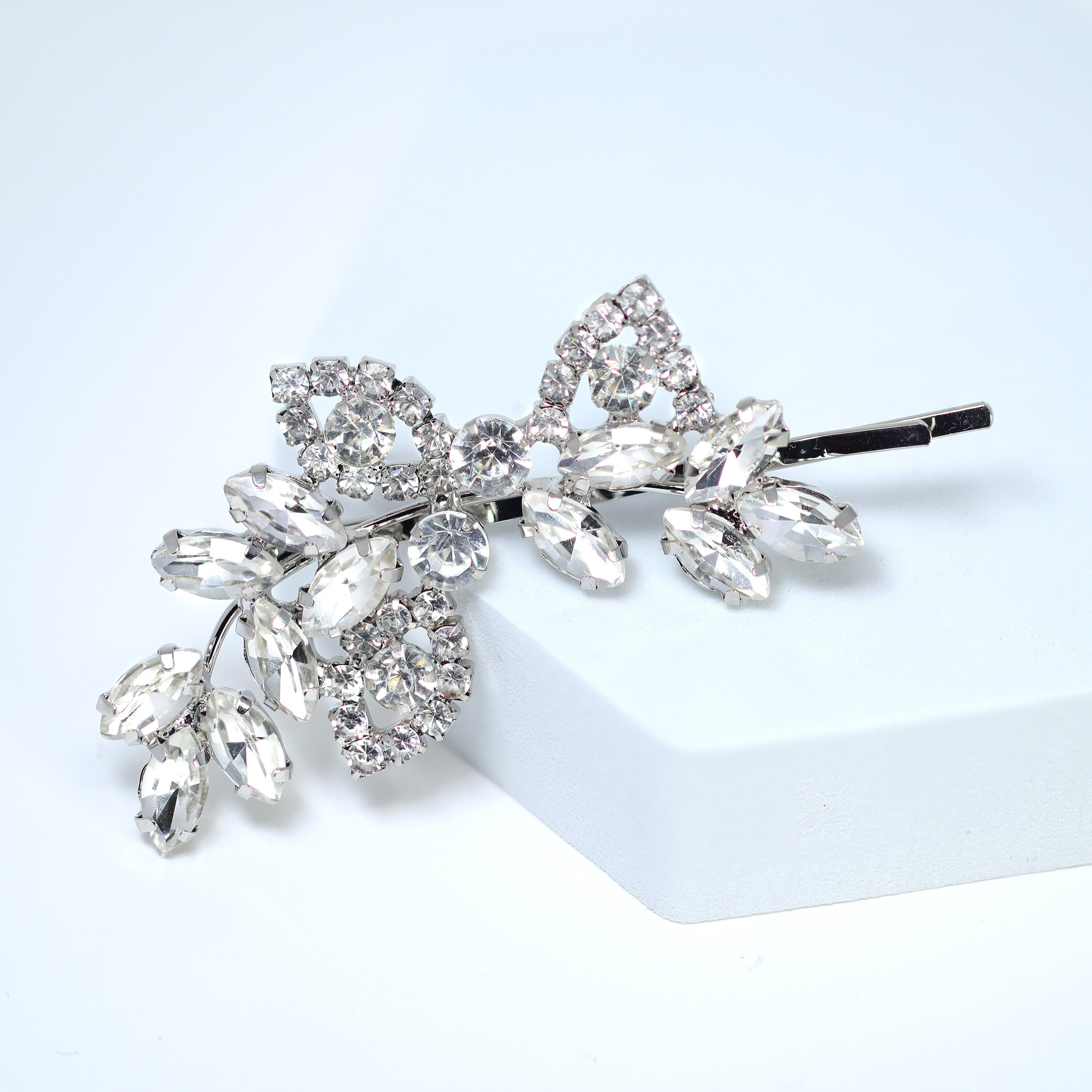 Elegant Leaf Rhinestone Bobby Pin, Bridal Hair Accessories, Bridesmaid Gift, Wedding Hair Accessory, Bridal Peach Hair Clip
