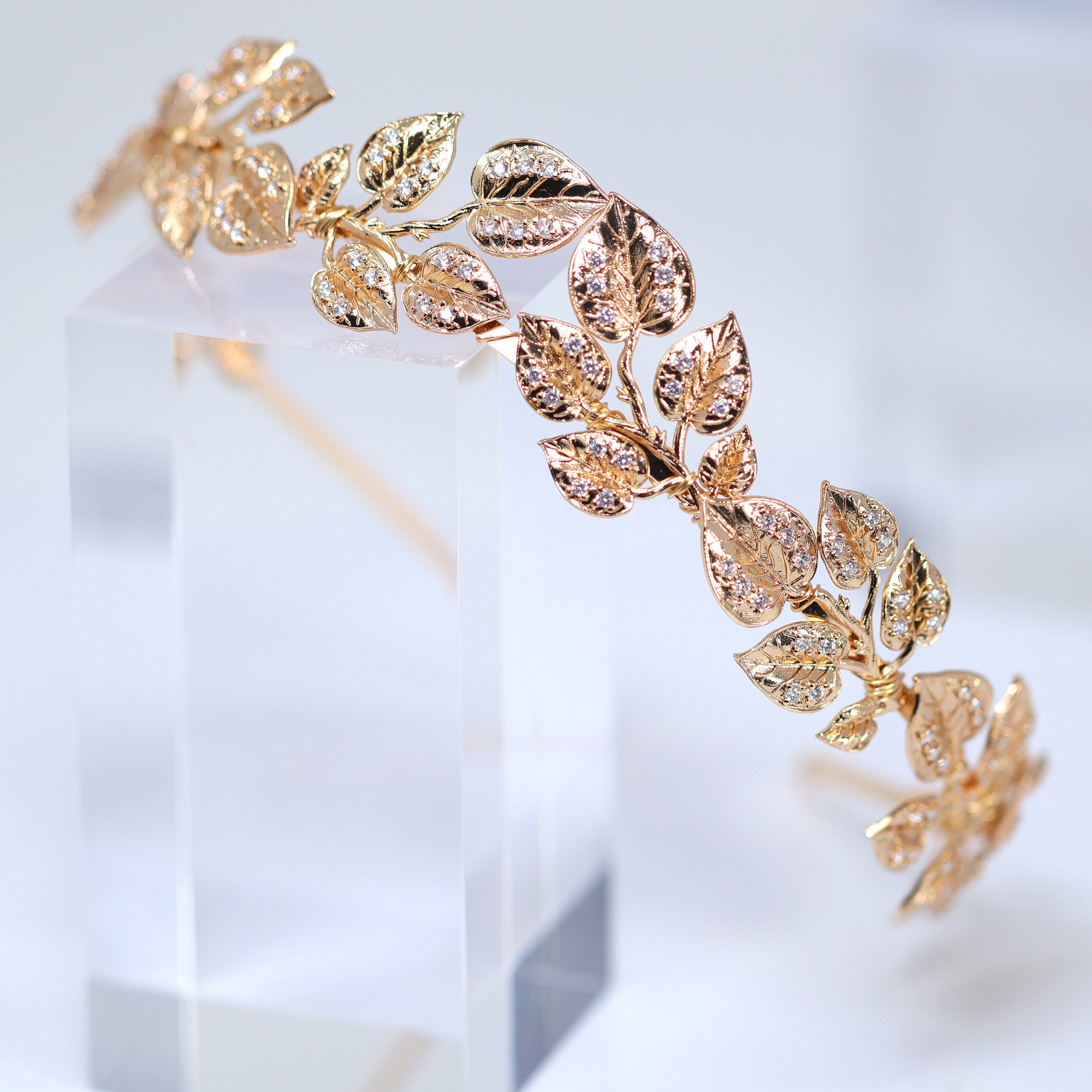 Swarovski Crystal Eternal Rose Vine Leaves Queen Tiara/Headband , Bridal Crown, Wedding Tiara, Pearl Crown.