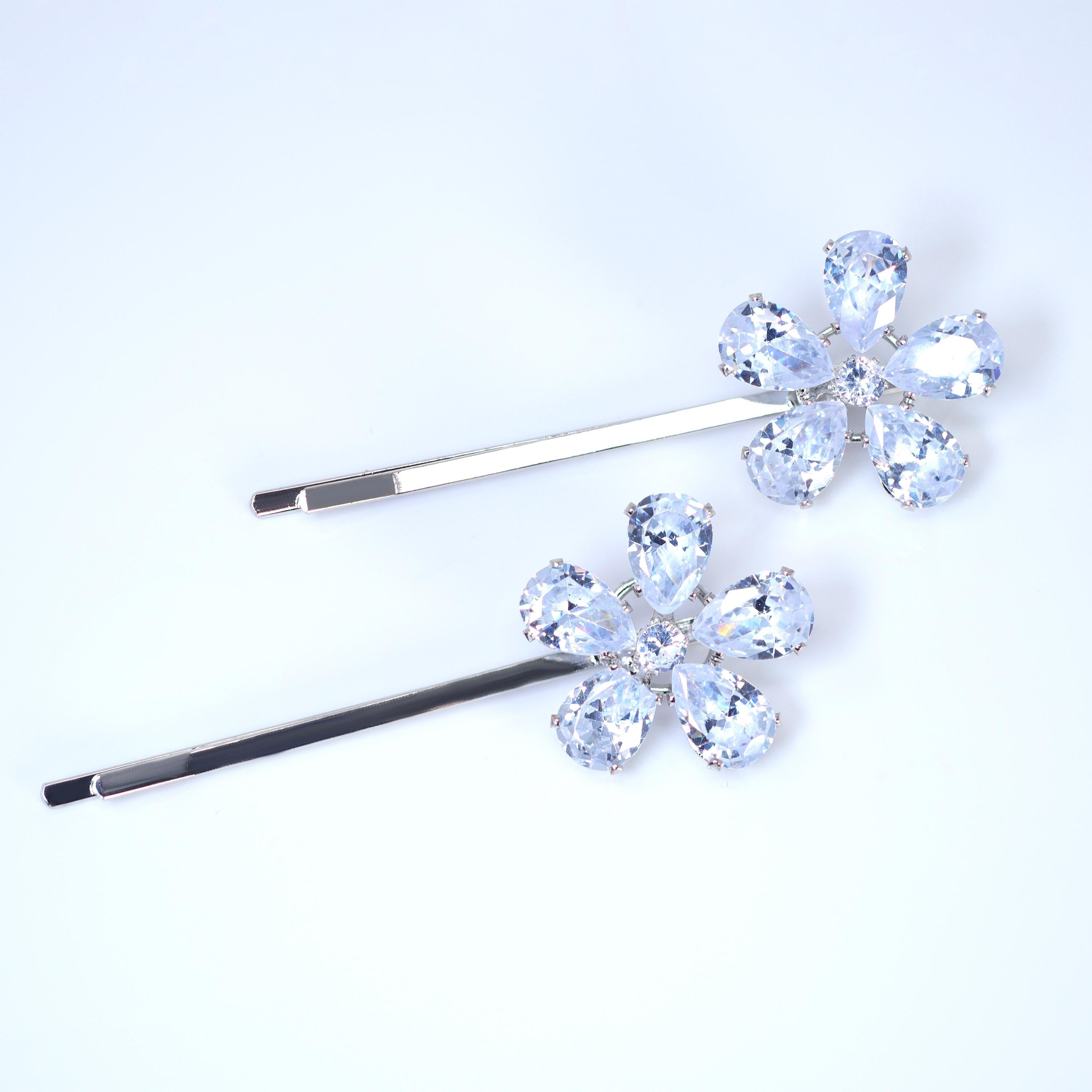 Cubic Zirconia, Floral Bridal Hair Comb And 2 Pins Set, Bridal Hair Accessories, Wedding Hair Accessory, Bridal Hair Comb.
