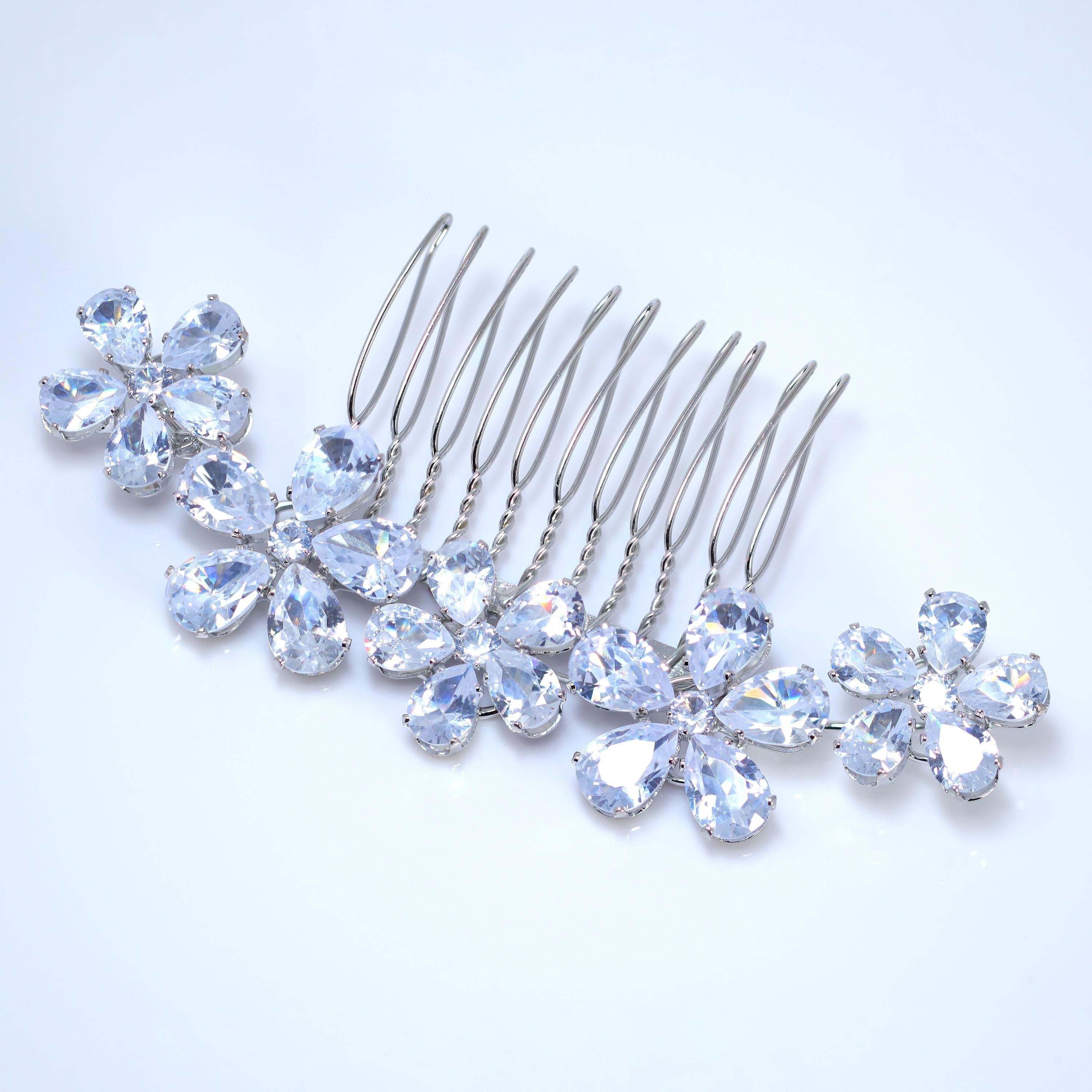 Cubic Zirconia, Floral Bridal Hair Comb And 2 Pins Set, Bridal Hair Accessories, Wedding Hair Accessory, Bridal Hair Comb.