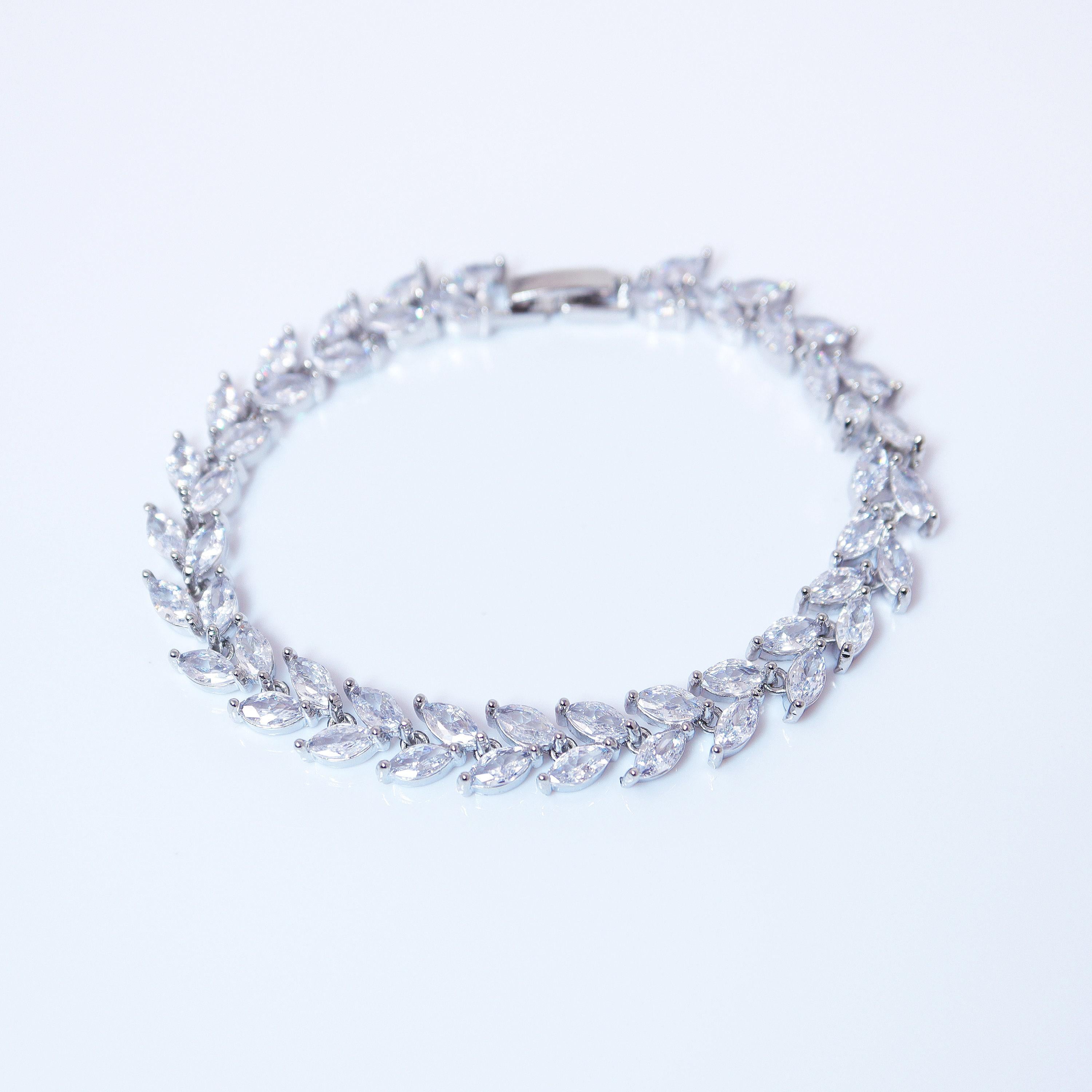 Swarovski Crystal diamond Leafy Elegance Vine Leaves Necklace, Long Bridal Jewelry, Bridal Earrings, CZ Statement Set.