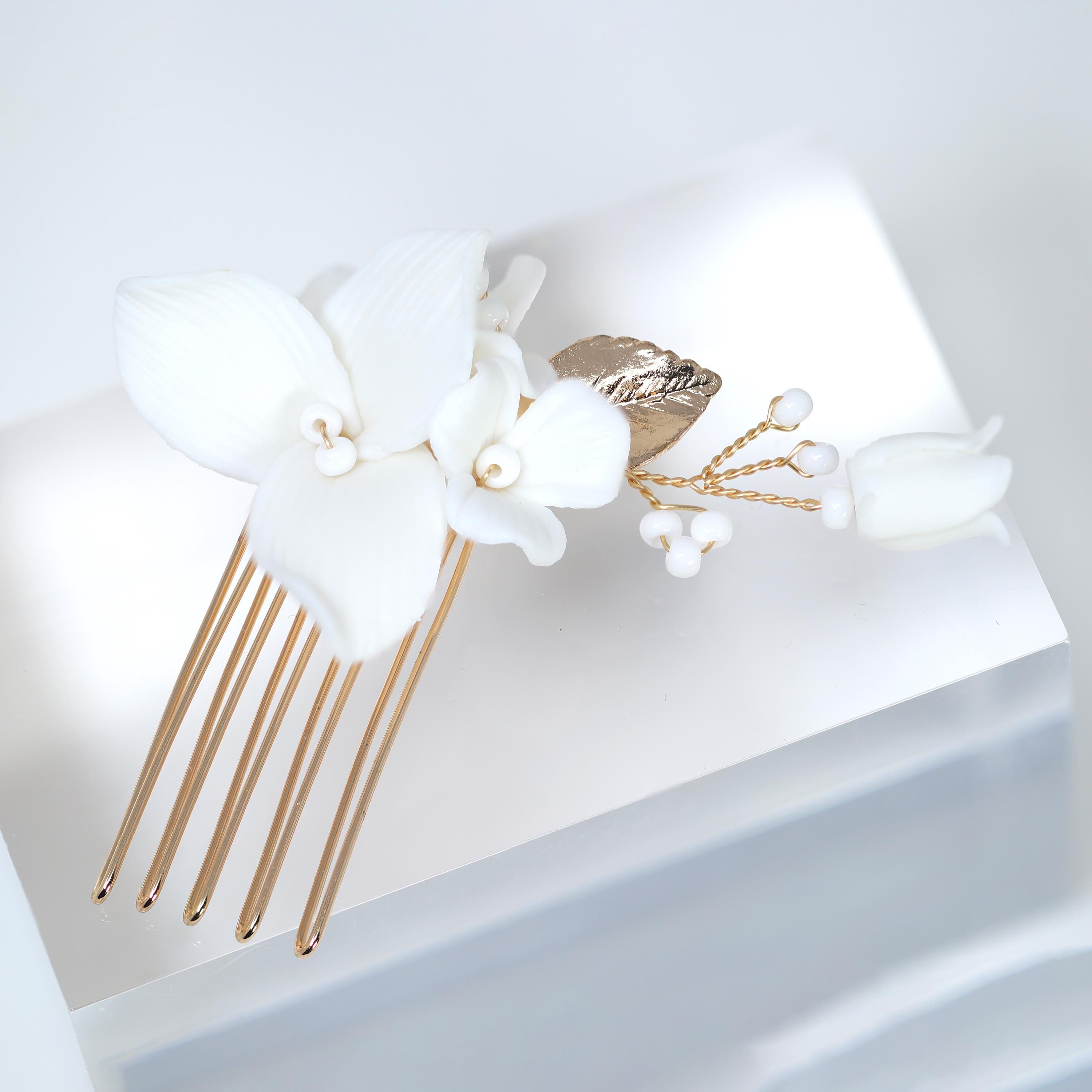 Ethereal Trillium Rose Bud Bridal Comb Hair comb, Bridal Hair piece, Something Blue Hair Accessories, Wedding Hair Accessory.