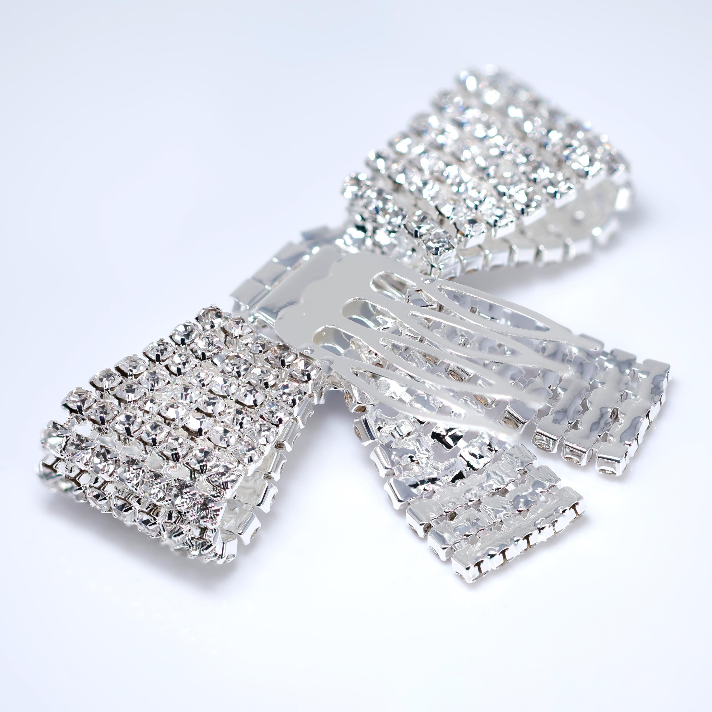 Cubic Zirconia, Diamond Bow Bridal Hair Comb, Bridal Hair Piece, Bridal Hair Accessories, Wedding Hair Accessory, Bridal Hair Comb.