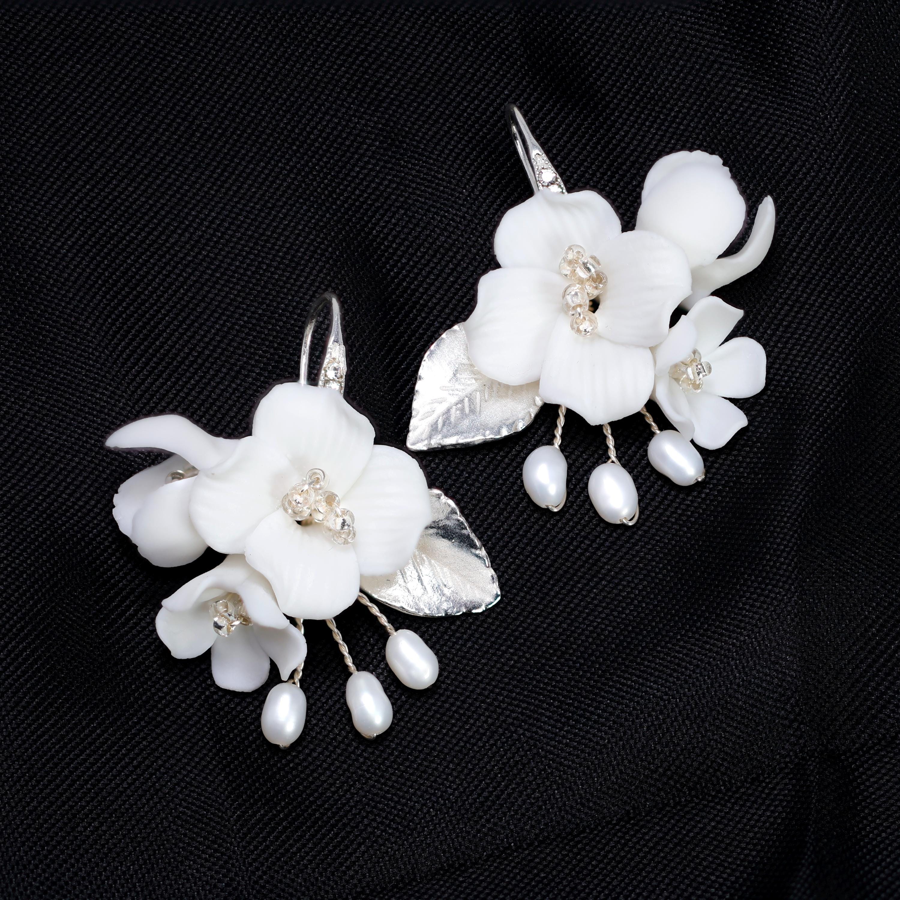 Swarovski Freshwater Gold White Flower Crystal Necklace set , Long Bridal Jewelry Crystal Necklace Bridal Earrings Statement Earrings