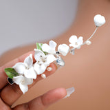 Natural Pearl Nature-inspired whimsy Jasmine Bridal Hair Clip, Bridesmaid Gift, Wedding Hair Accessory.
