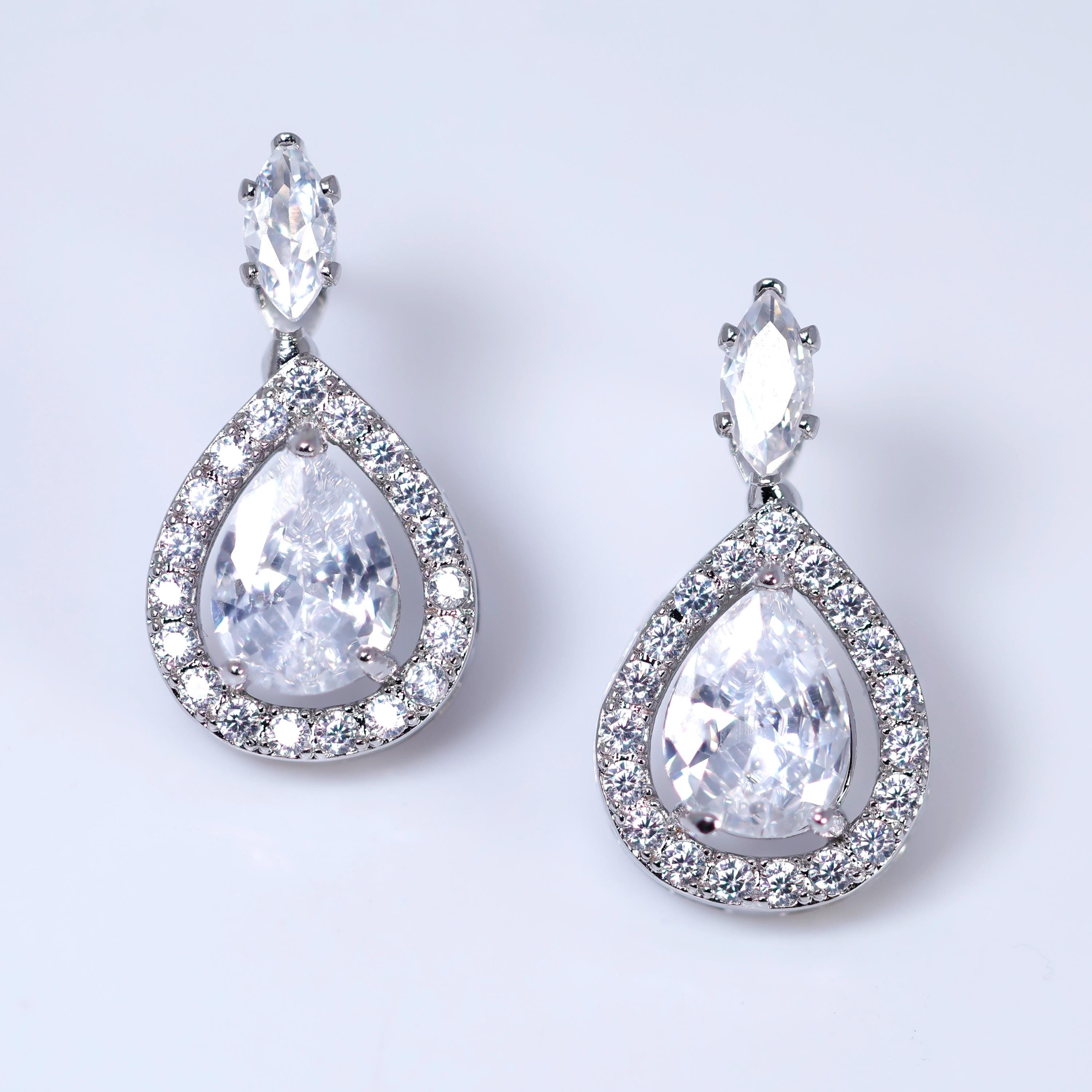 CZ Diamond Tear of Light Dainty Necklace and Earrings Set, Long Bridal Earrings And Necklace, Statement Earrings Cz Necklace Set.