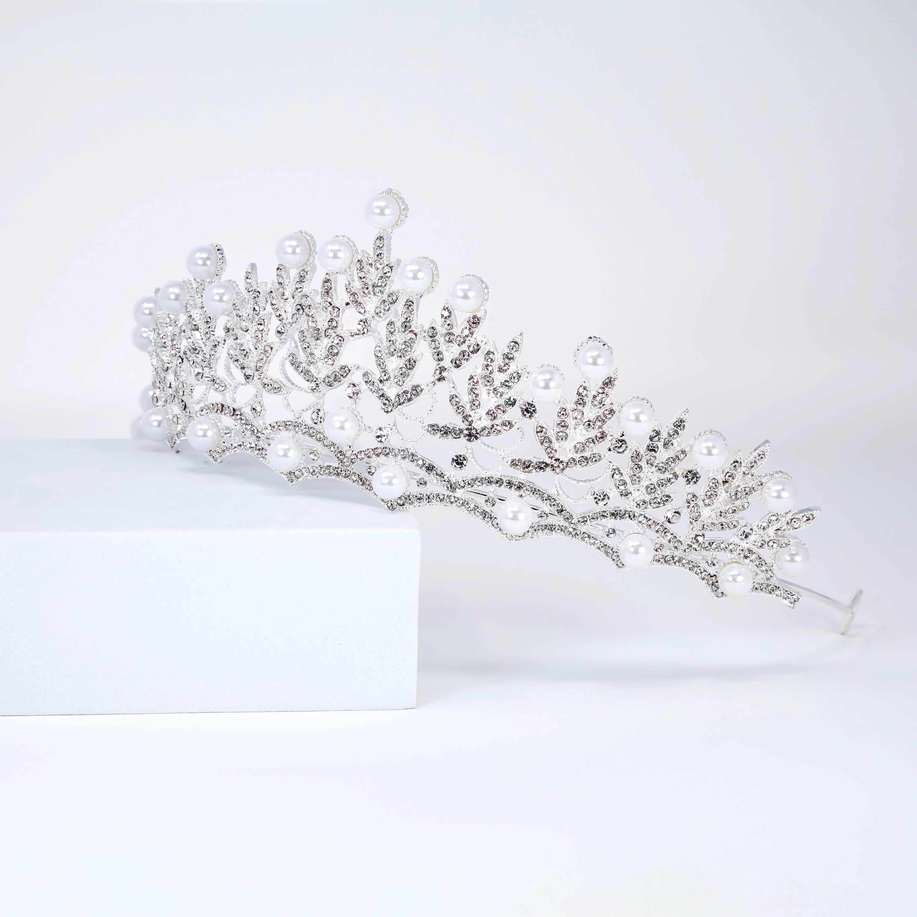 Luxury Crystals Pearl Crest Tiara Floral Leaves Queen Tiara , Bridal Crown, Crystal Wedding, Crystal Wedding Crown, Tiara Bride