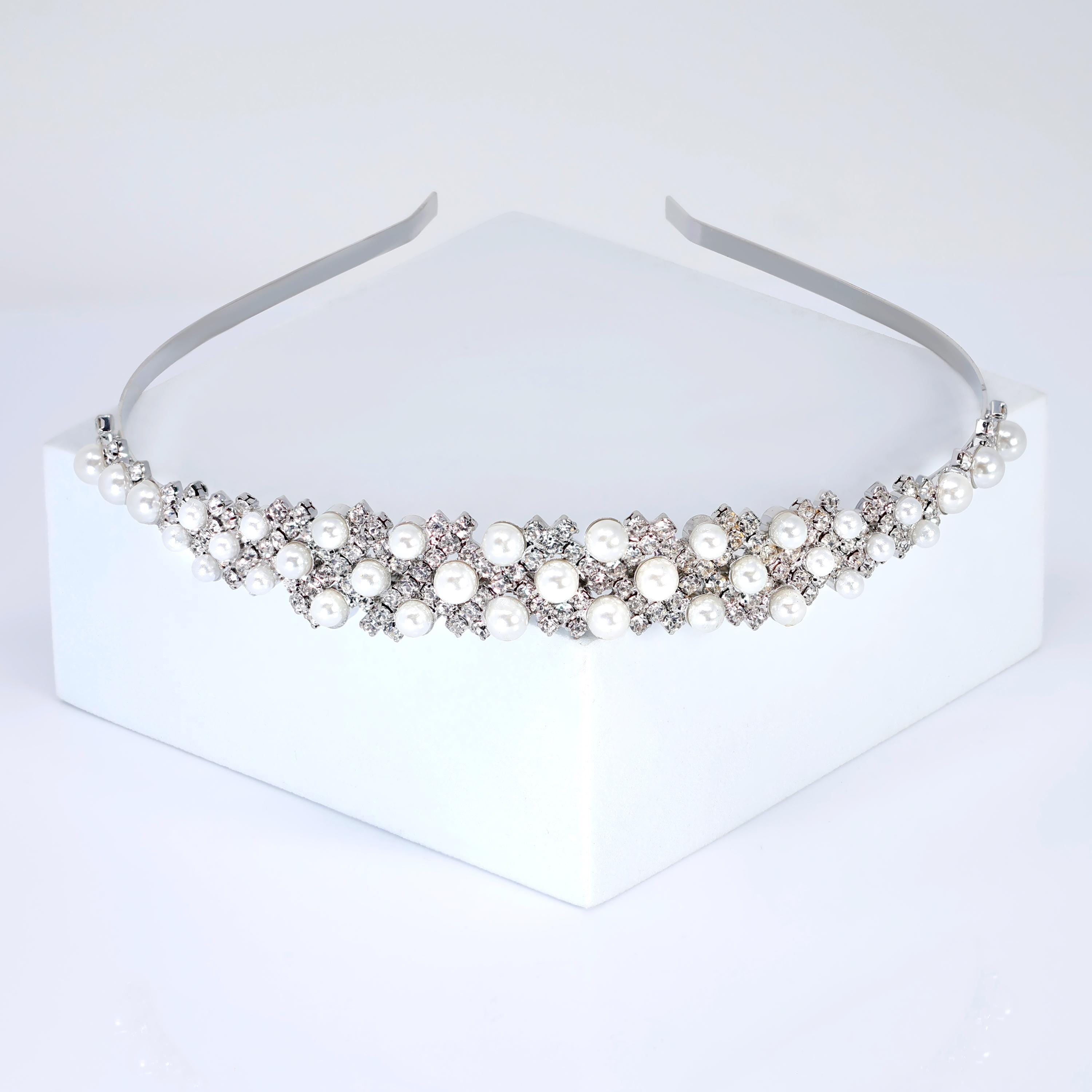 Pearl Enchantment Headband, Bridal Hair Vine, Delicate Headband, Hair accessories.