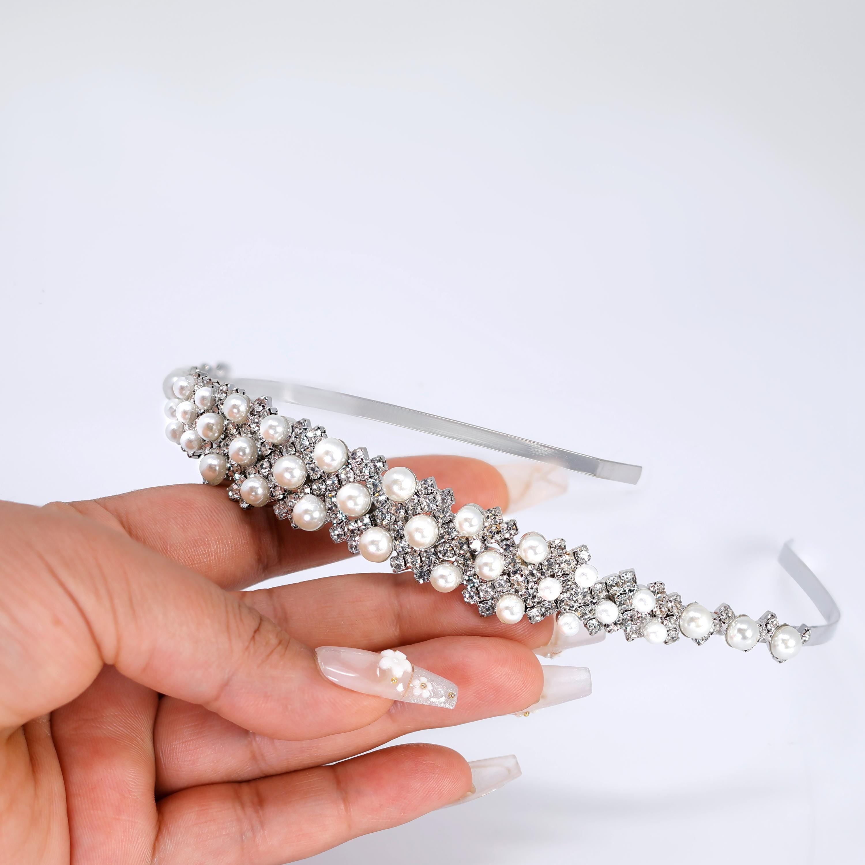 Pearl Enchantment Headband, Bridal Hair Vine, Delicate Headband, Hair accessories.
