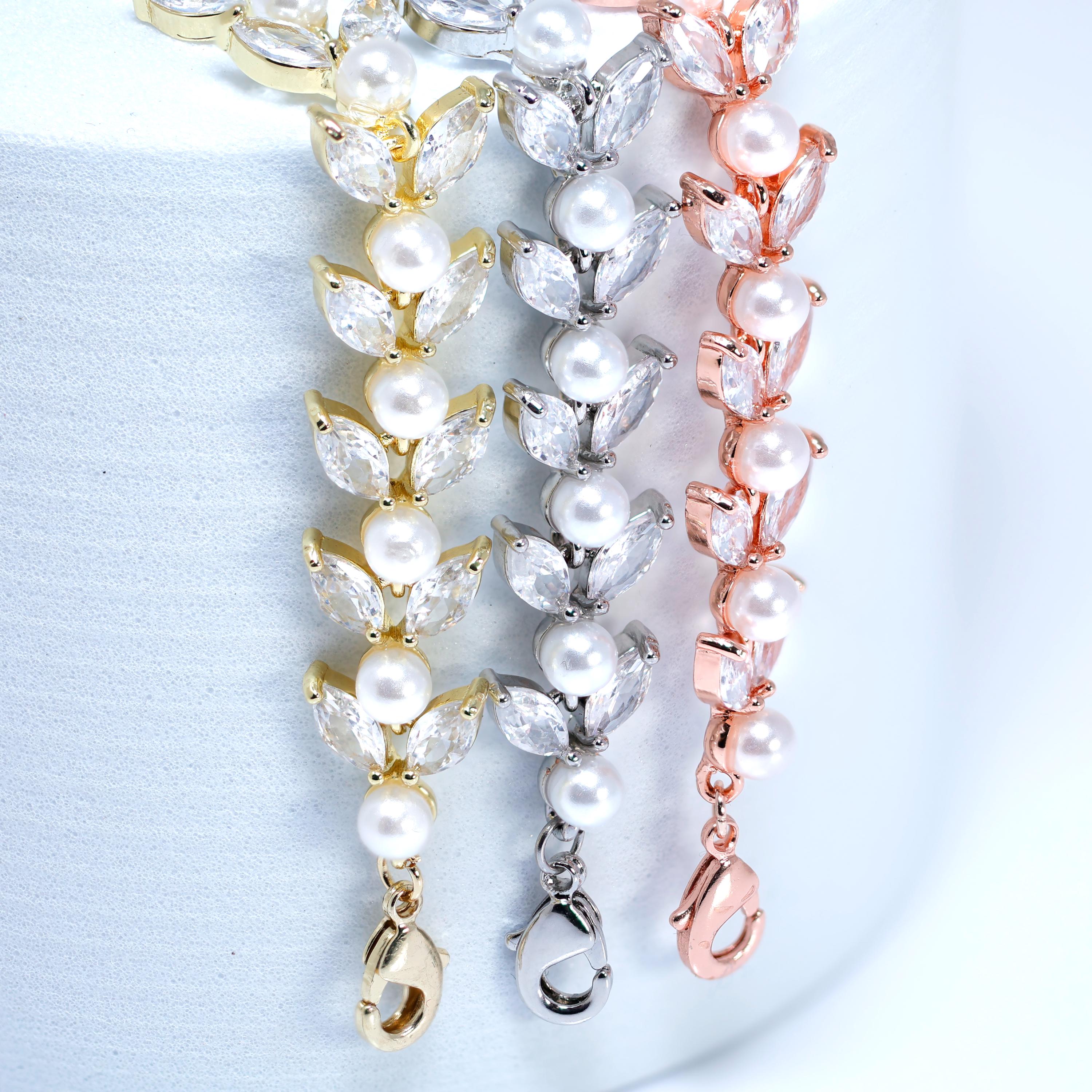 CZ Diamond Vine Leaves And Pearl Wedding Bracelet, Bridal Bracelet, Cubic Zirconia Bracelet, Bridal jewelry, Wedding Accessories