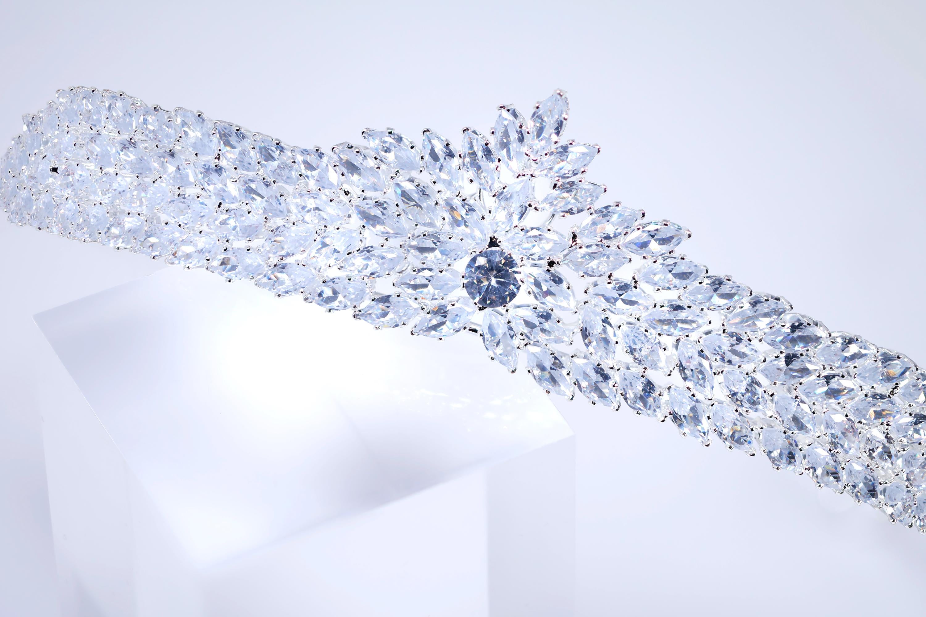CZ Frosted Fern Marquise Tiara , bridal Crown Tiara, Floral Leaves crystal wedding tiara, Crystal Bride, Wedding Crown