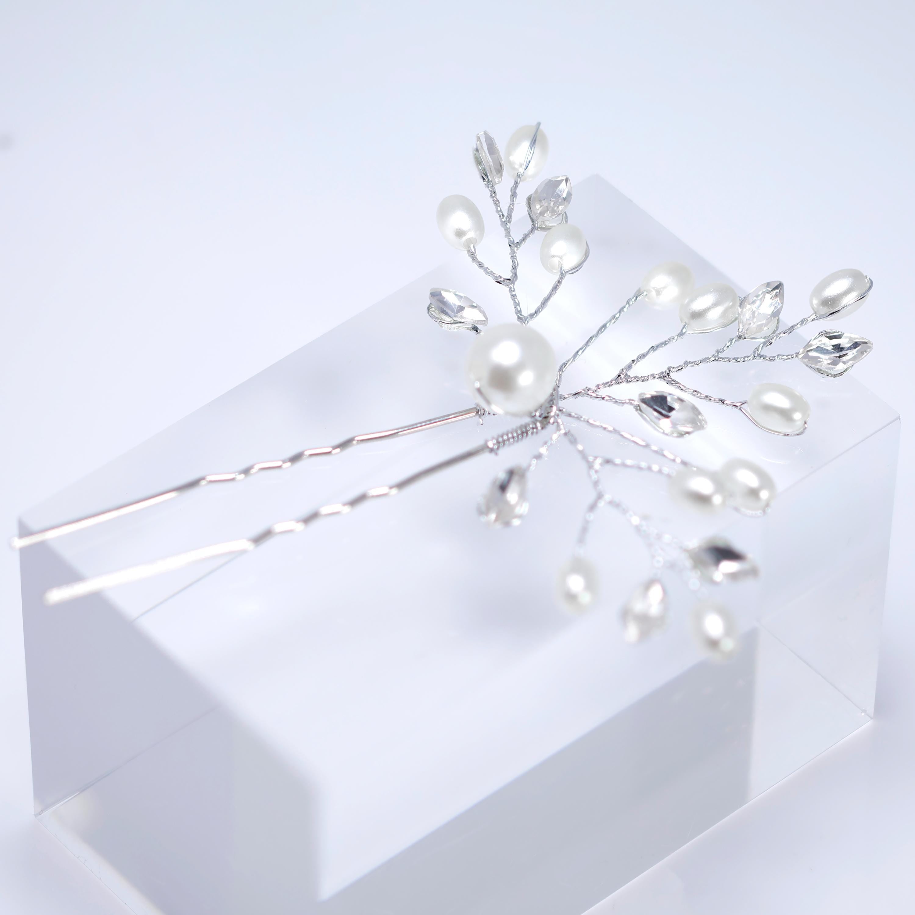 Sparkling Leaves And Pearls Hair Pin , Swarovski Hair pins Set, Bridal Hair Accessories, Pearl hair pins, Gift For Her