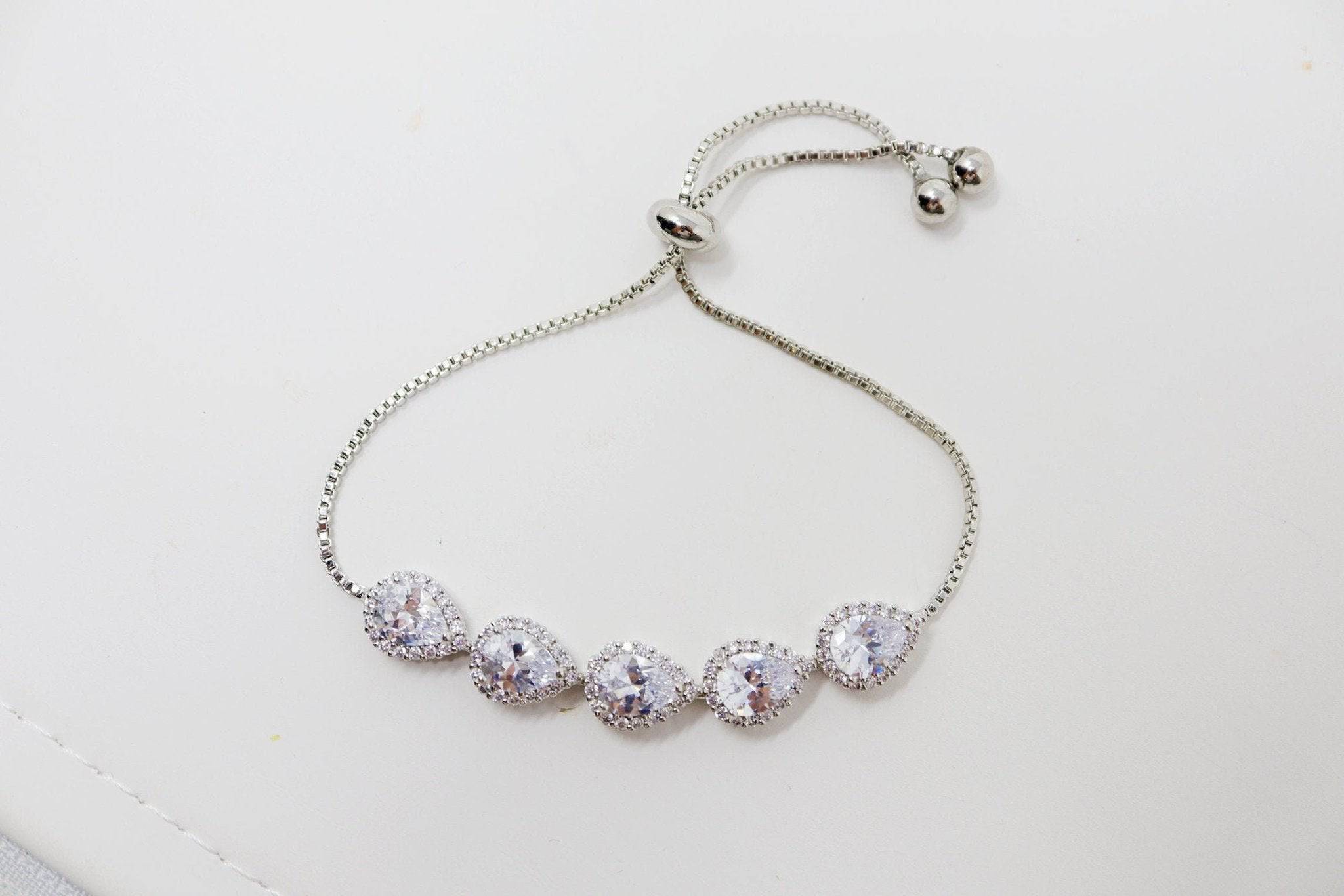 Cubic Zirconia Diamond Drop Crystal Bracelet, Diamond Bracelet, Bridal Jewelry, Bridesmaid Gift, Statement Bracelet.