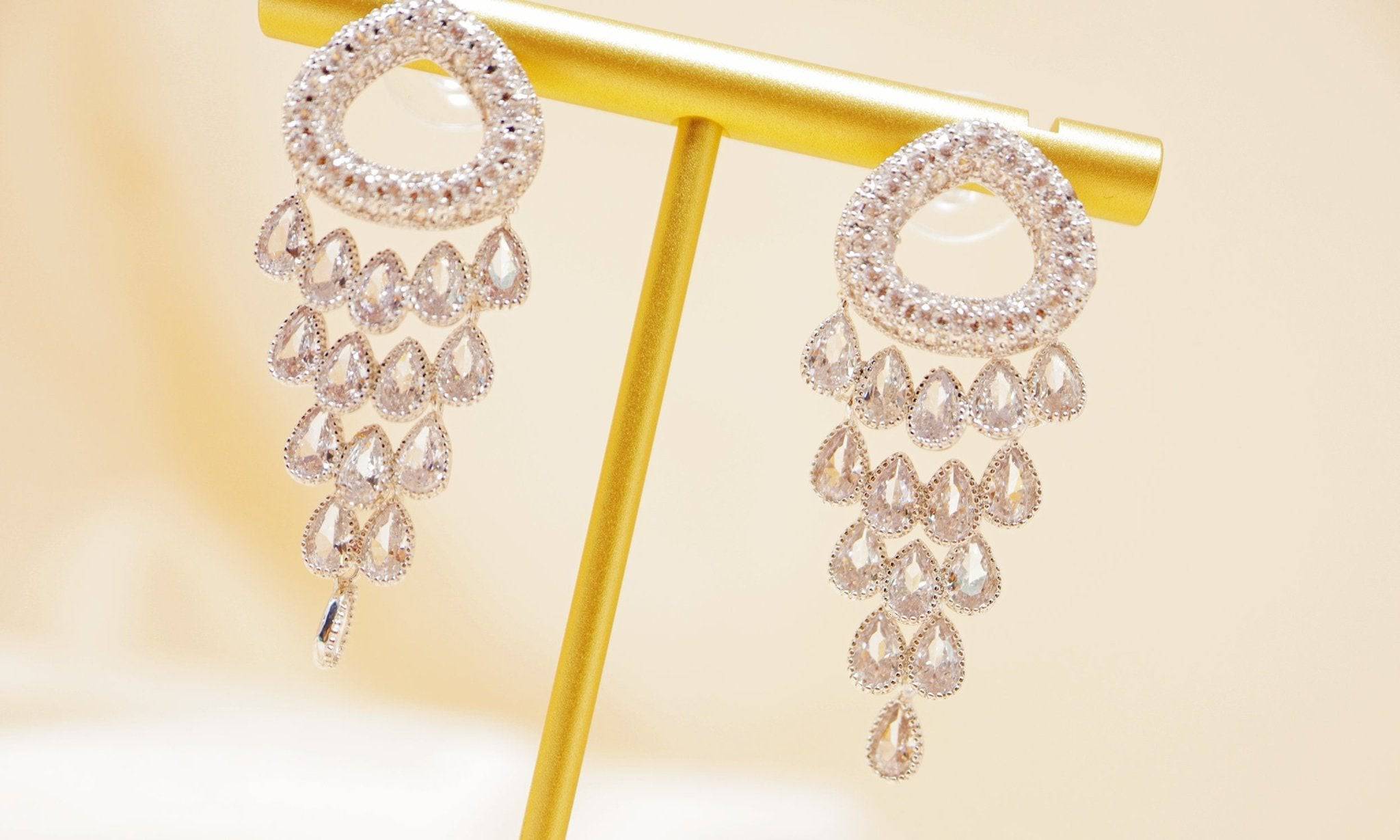 Cubic Zirconia TearDrop Crystal/Diamond Earrings, Long Bridal Jewelry, Bridal Earrings, Crystal Bridal Earrings, Statement Earrings Cz