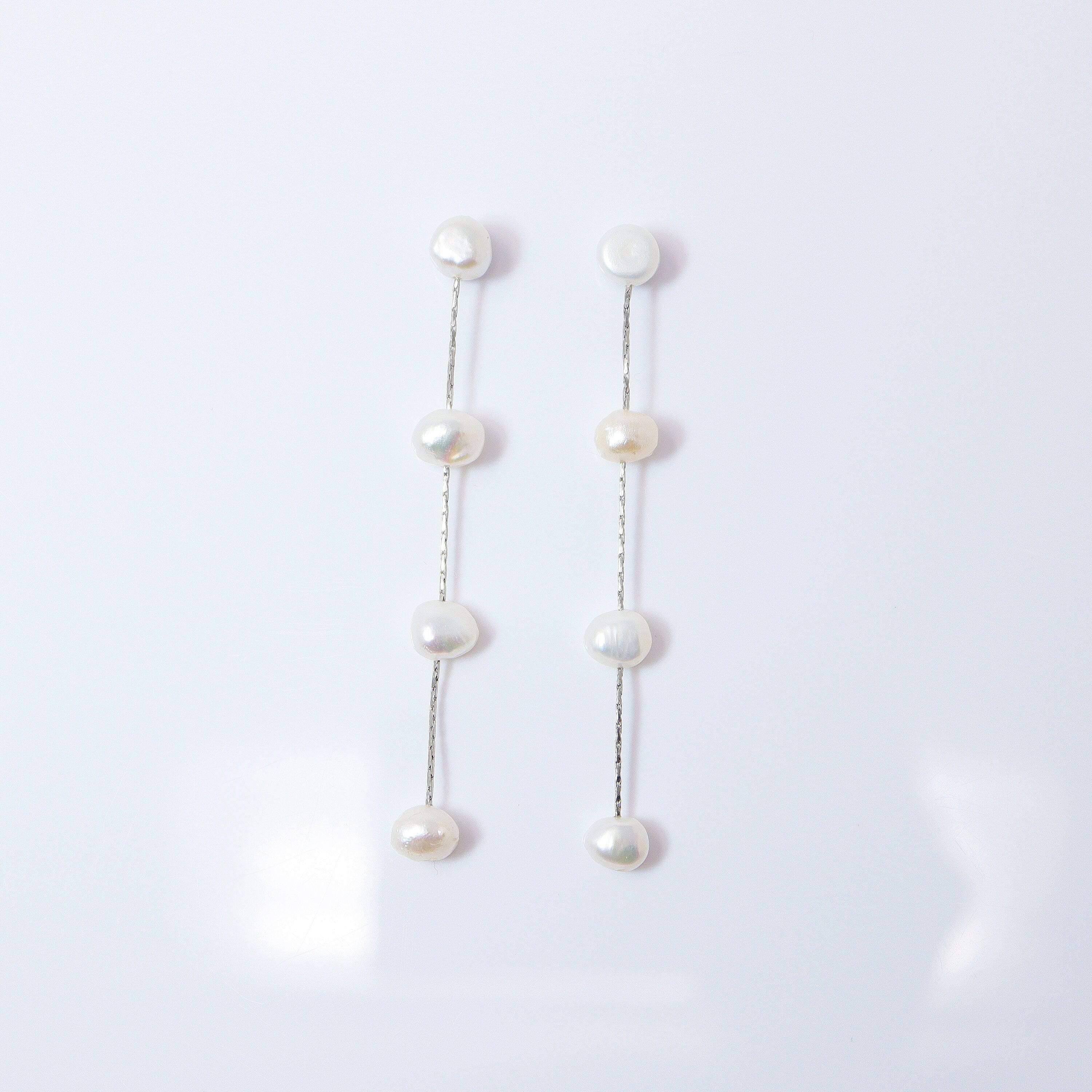 4 Freshwater Cultured pearl Bezel Earrings, 14k gold plated Long Bridal Jewelry, Sterling Silver Pearl Bridal Earrings, Statement Earrings.
