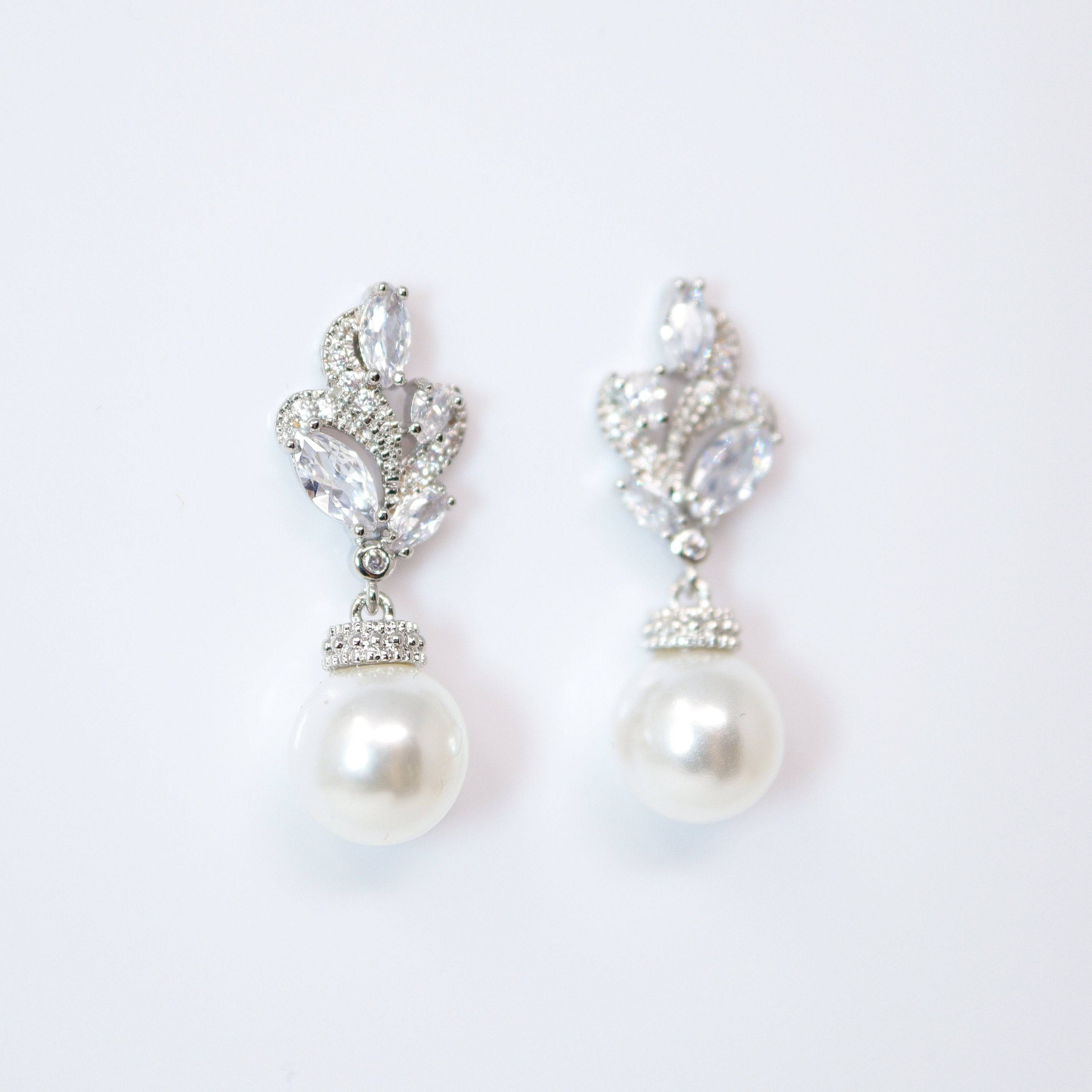 Cubic Zirconia White Pearl drop Dainty stud Earrings, Bridal Jewelry, Bridal Stud Earrings, Crystal Bridal Earrings, Statement Earrings Cz