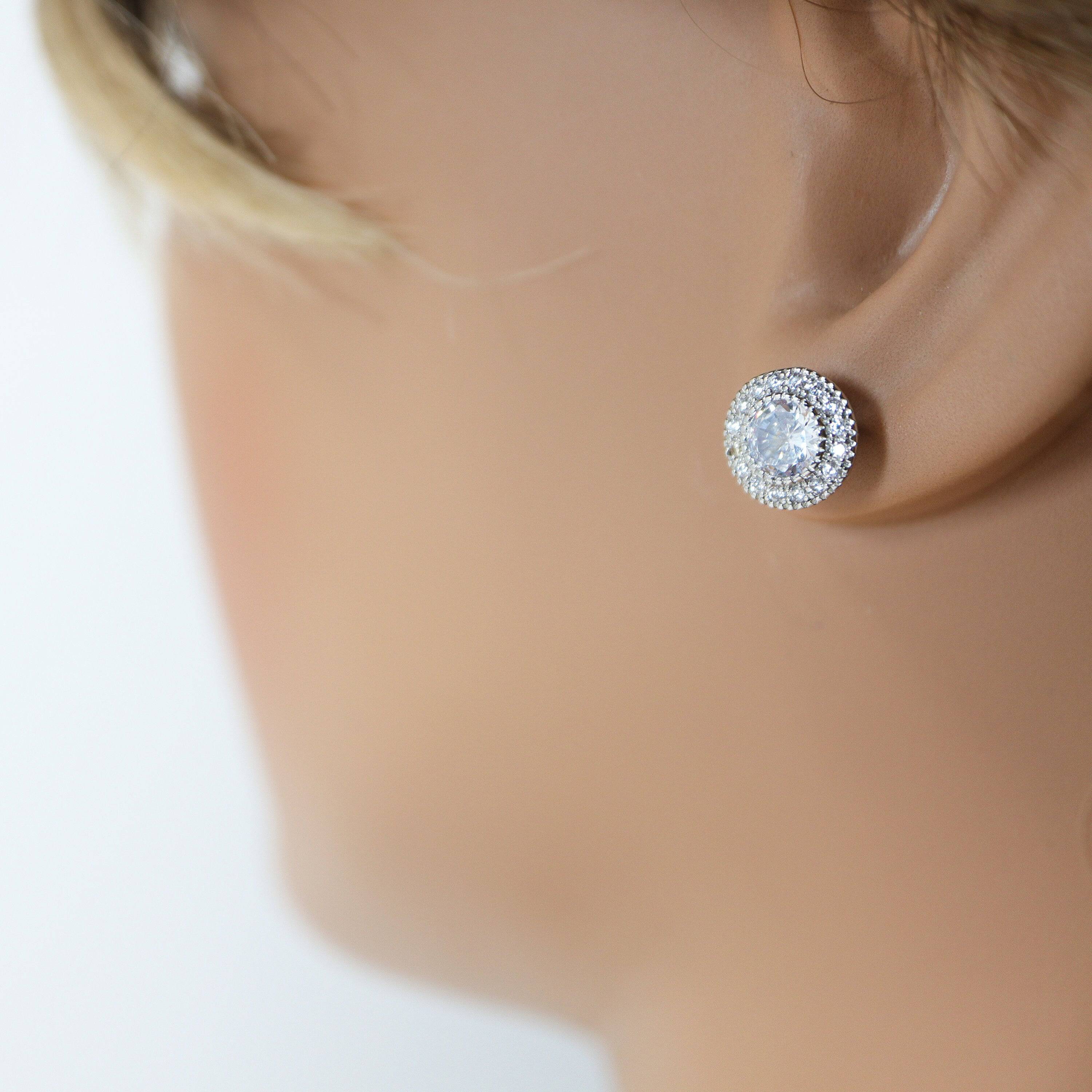 Cubic Zirconia Silver Dainty Round stud Earrings, Bridal Jewelry, Bridal Stud Earrings, Crystal Bridal Earrings, Statement Earrings Cz