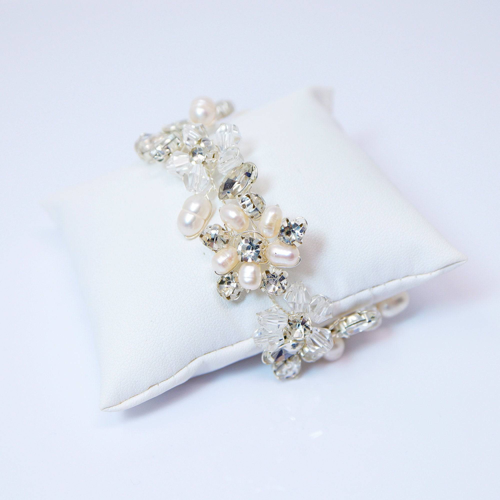 Swarovski Freshwater Pearl Floral Vine Leaves Bracelet, Statement Bracelet, Real Pearl Bracelet,Gift for her, Custom Gift.