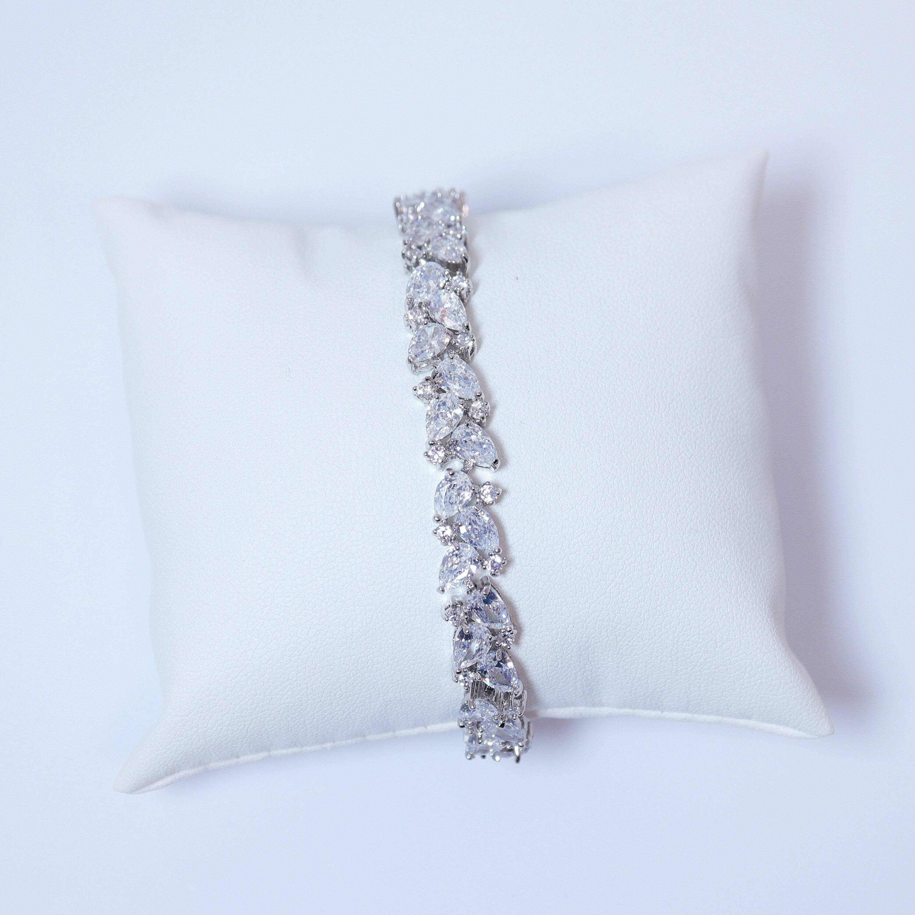 CZ Droplets Bracelet , Diamond Bracelet, Bracelet Femme, Wedding Bracelet, Bridesmaid Gift, Bride Bracelet, Bridal Bracelet.