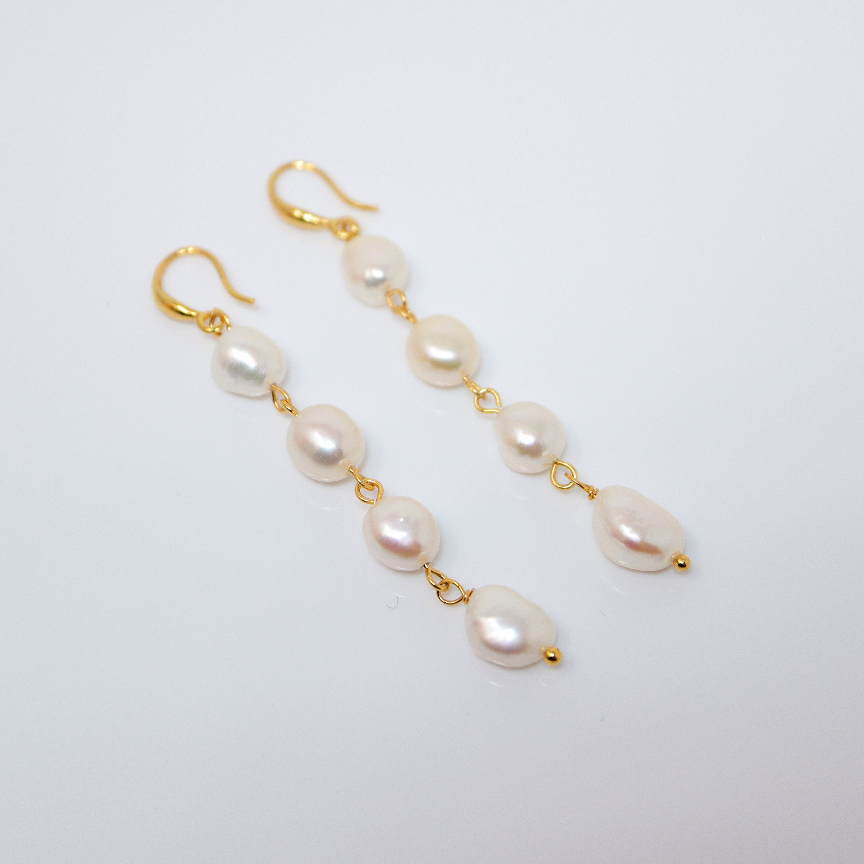 4 Freshwater Cultured pearl Bezel Hook Earrings, Long Bridal Jewelry, Gold Pearl Bridal Earrings, Statement Earrings.