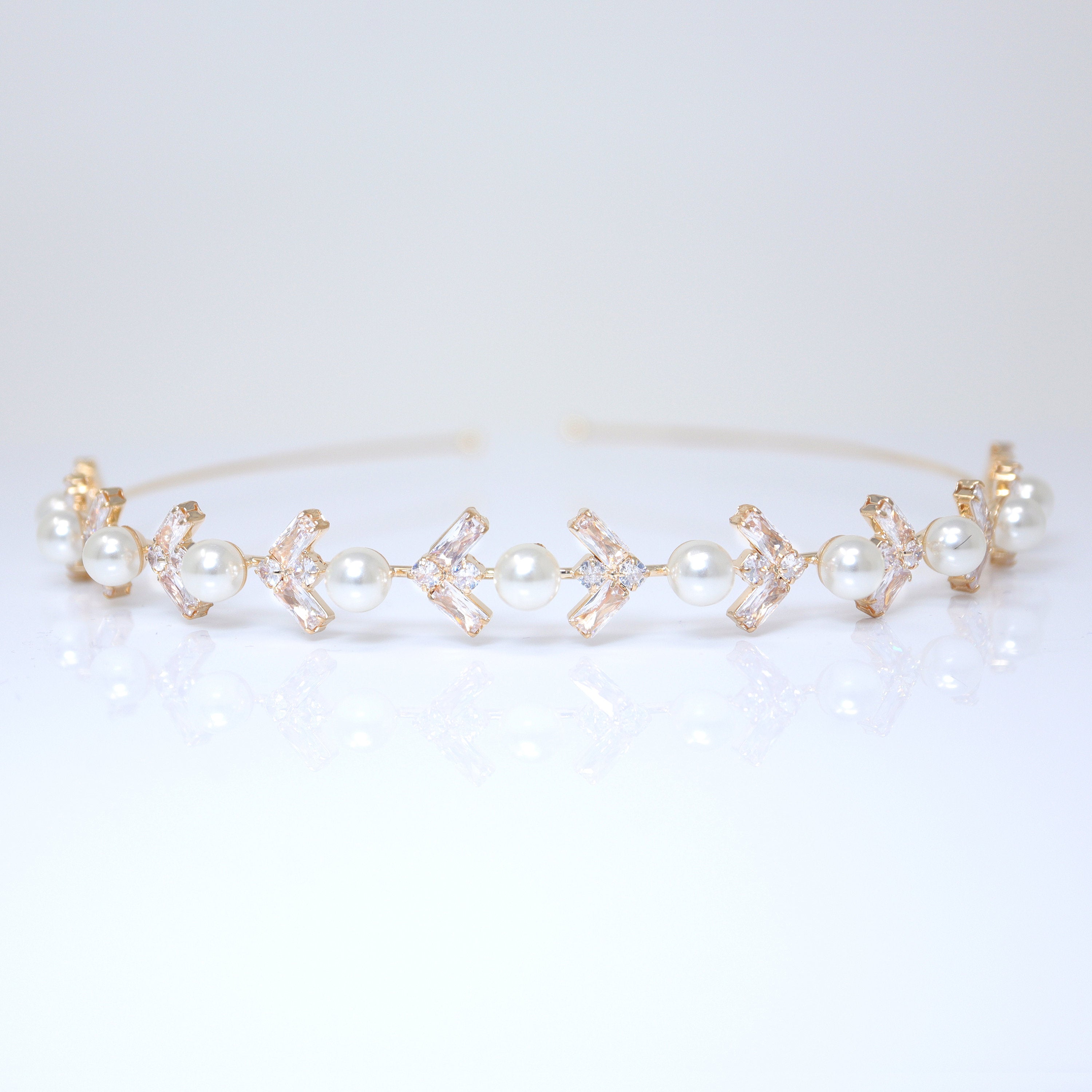 Swarovski Crystals Faux Pearls Dainty Headband, Bridal Hair Vine, Delicate Headband, Hair accessories.