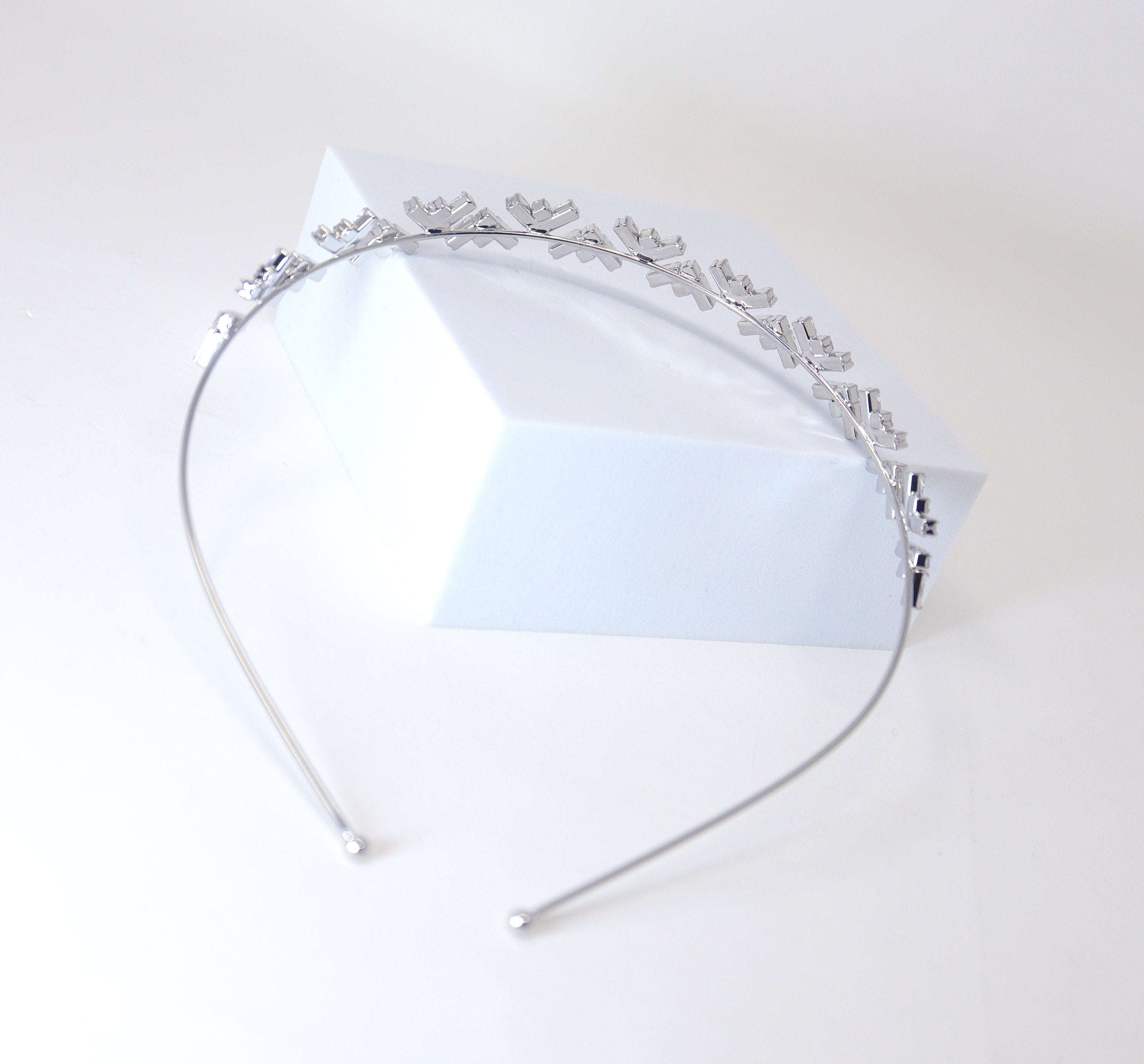 Sparkling Geometric Swarovski Crystal Headband Bridal Hair Vine, Rhinestone Headband, Delicate Headband, Hair accessories.