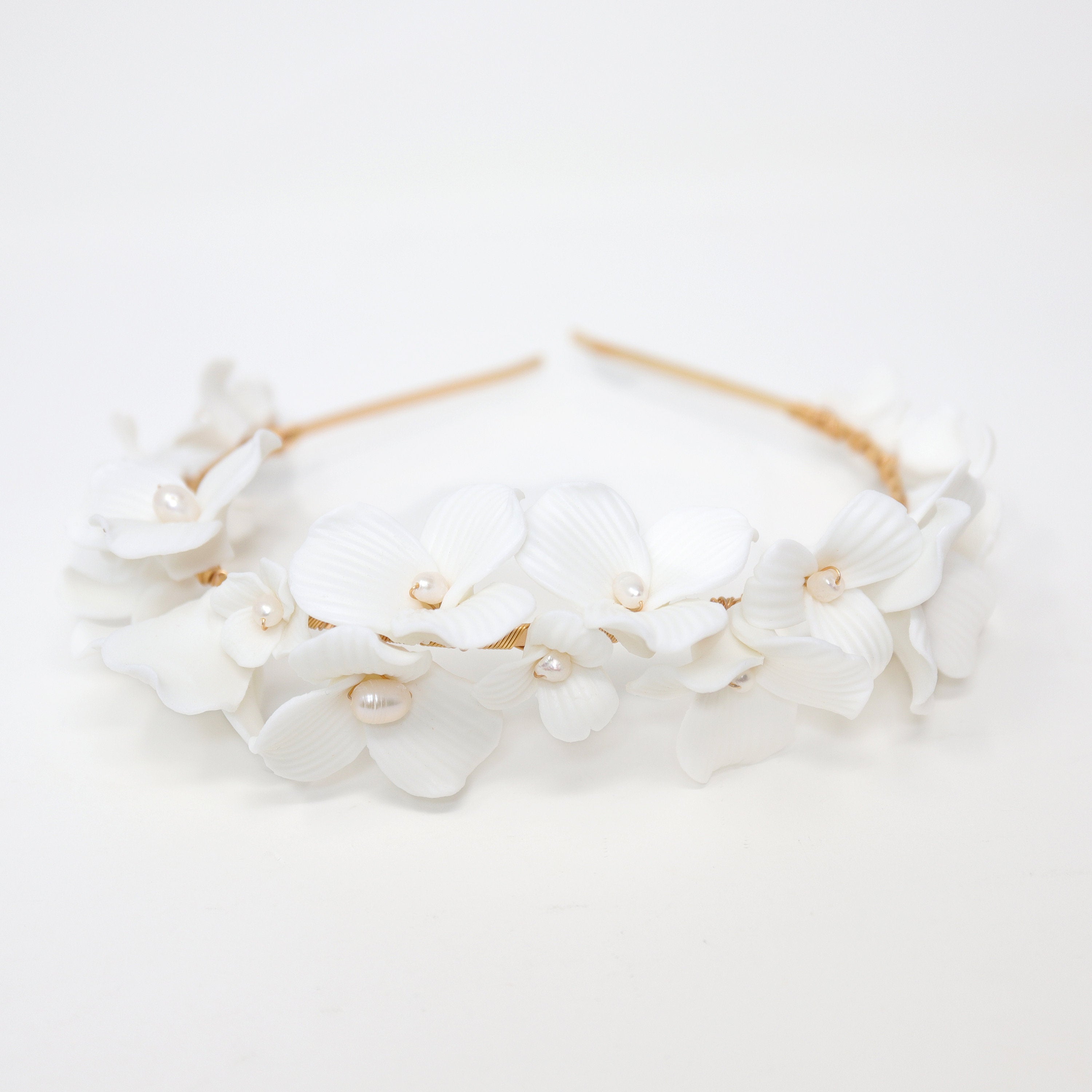 Freshwater Pearl Porcelain Ceramic White Flower Pearl Bridal Headband, Bridal Hair Vine, Delicate Headband, Hair accessories.