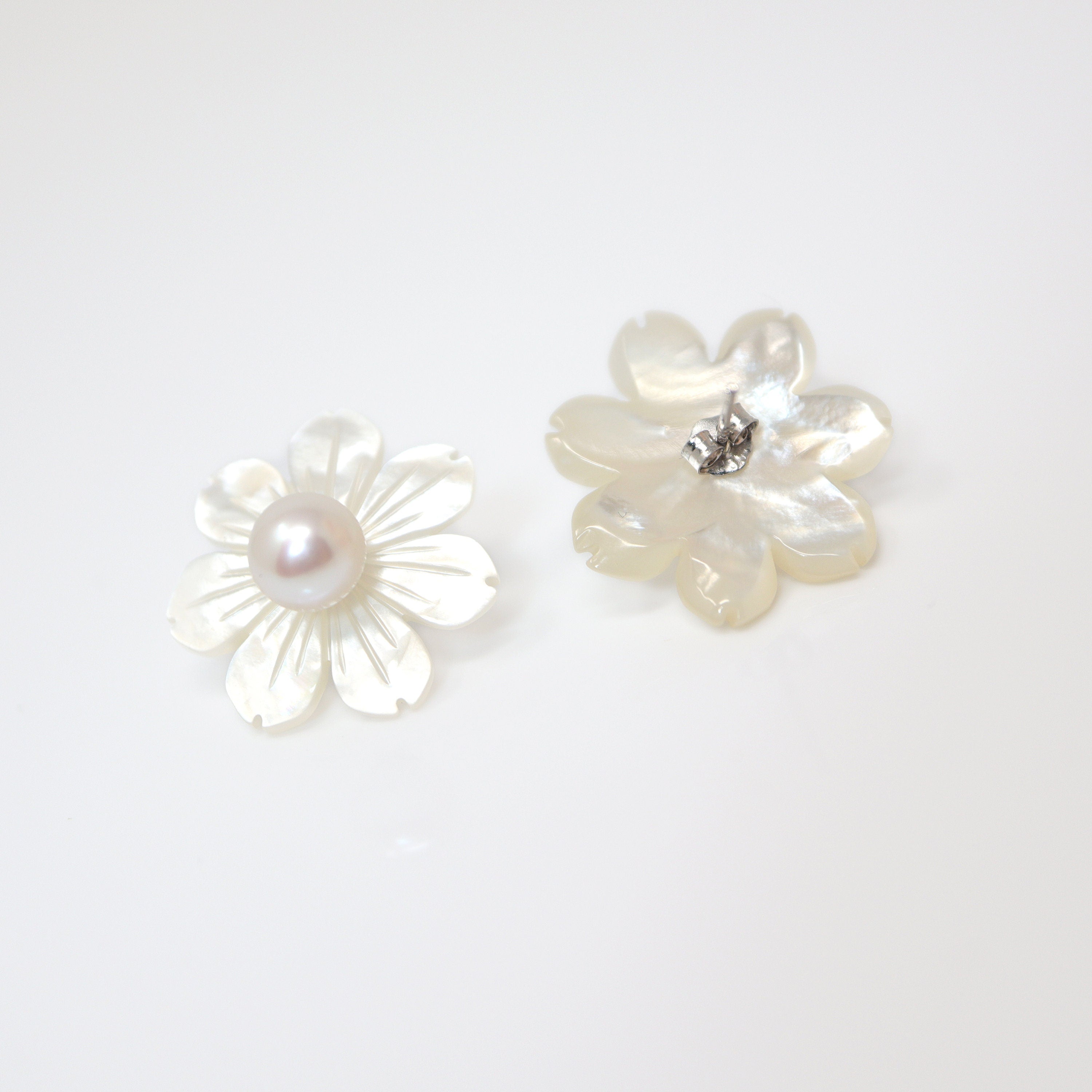 2 in1 Natural Freshwater Pearls With Mother Of Pearl Carved Flower Earrings, Bridal Stud Earrings Pearl Stud Statement Earrings