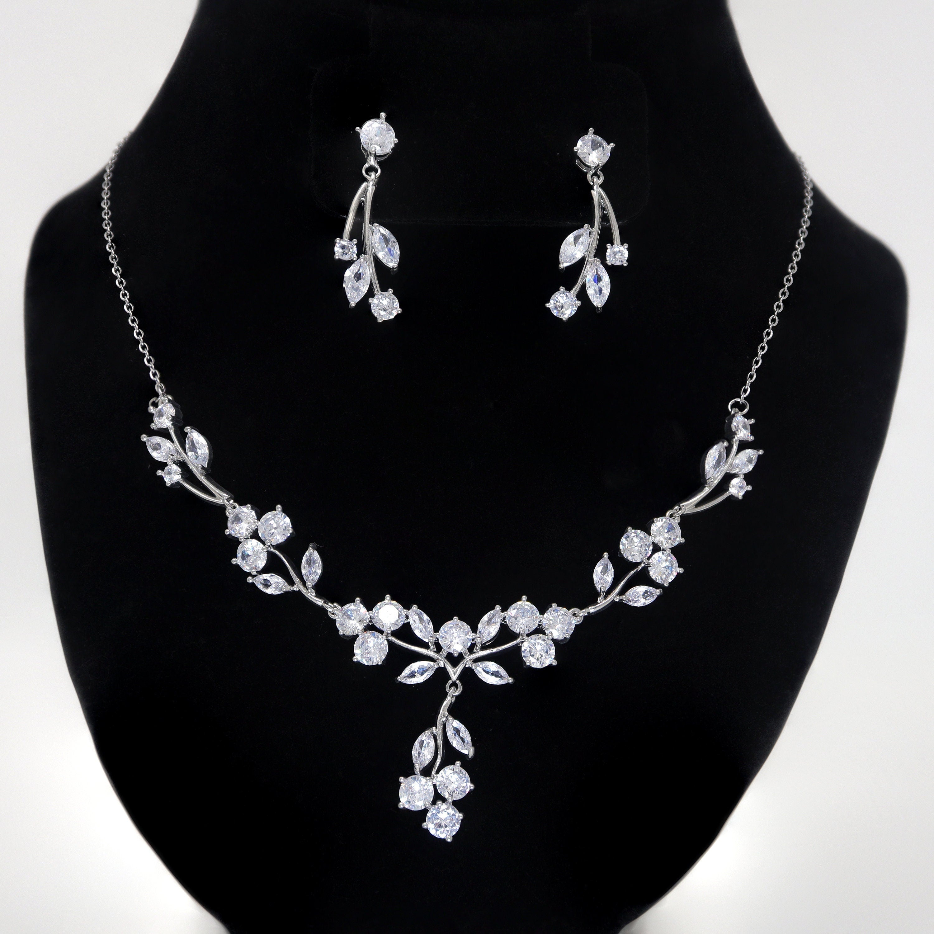 Swarovski Crystal Floral Three Petal Leaves Bridal Earrings And Necklace, Crystal Bridal Earrings, Statement Earrings Cz Necklace Set.