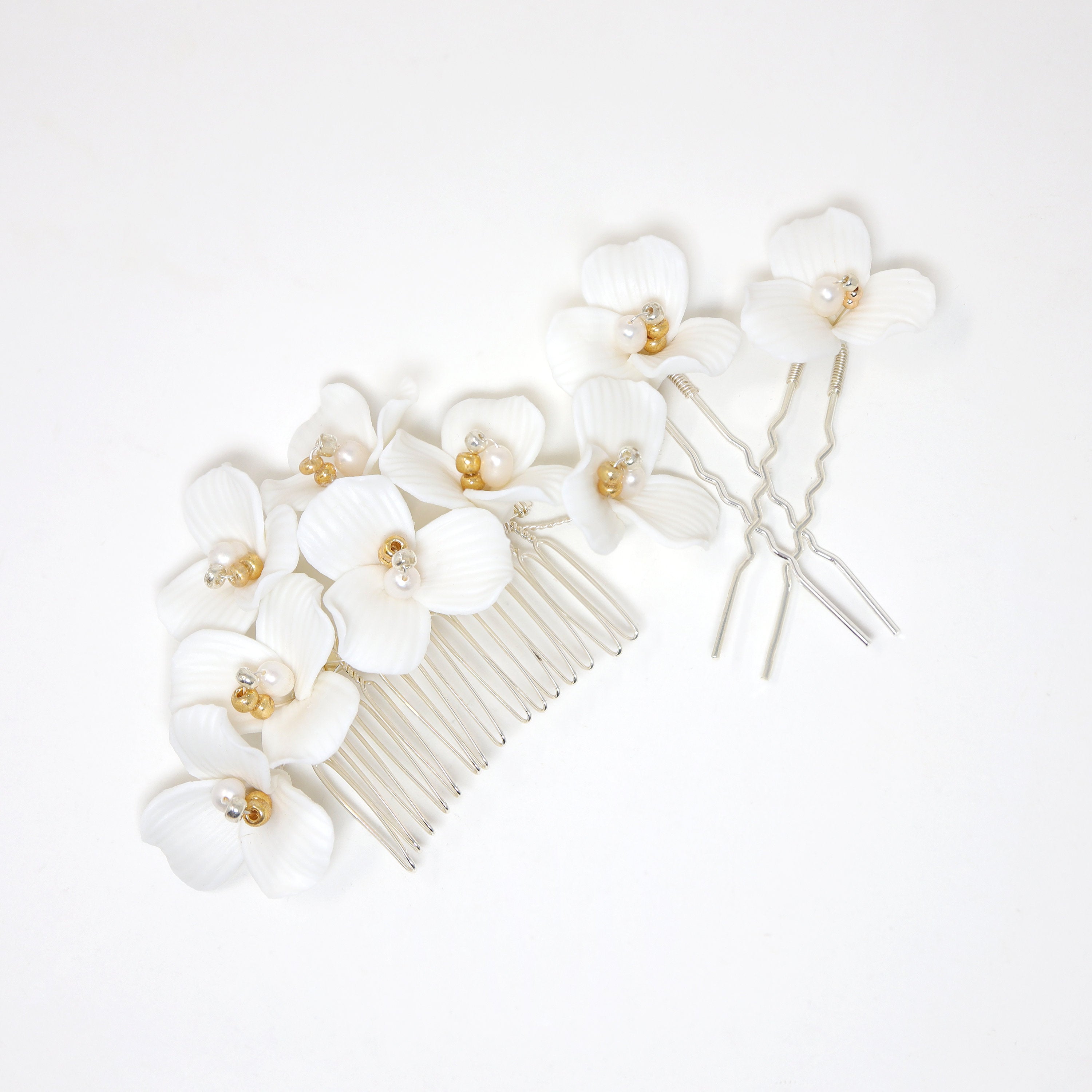 Ceramic White Flowers Freshwater Pearl Gold Hair comb And Hair Pins Set, Bridal Hair piece, Bridal Hair Accessories, Wedding Hair Accessory.