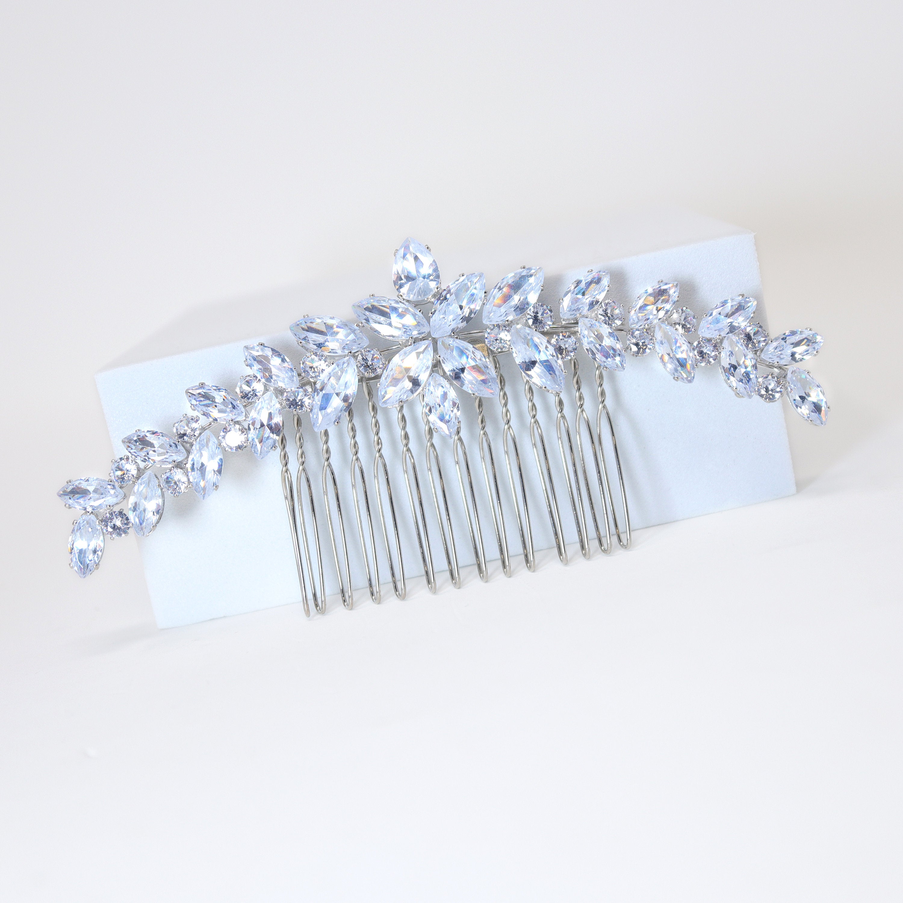 Cubic Zirconia, Diamond half Moon Vine Leaves Bridal Hair Comb, Bridal Hair Accessories, Wedding Hair Accessory, Bridal Hair Comb.