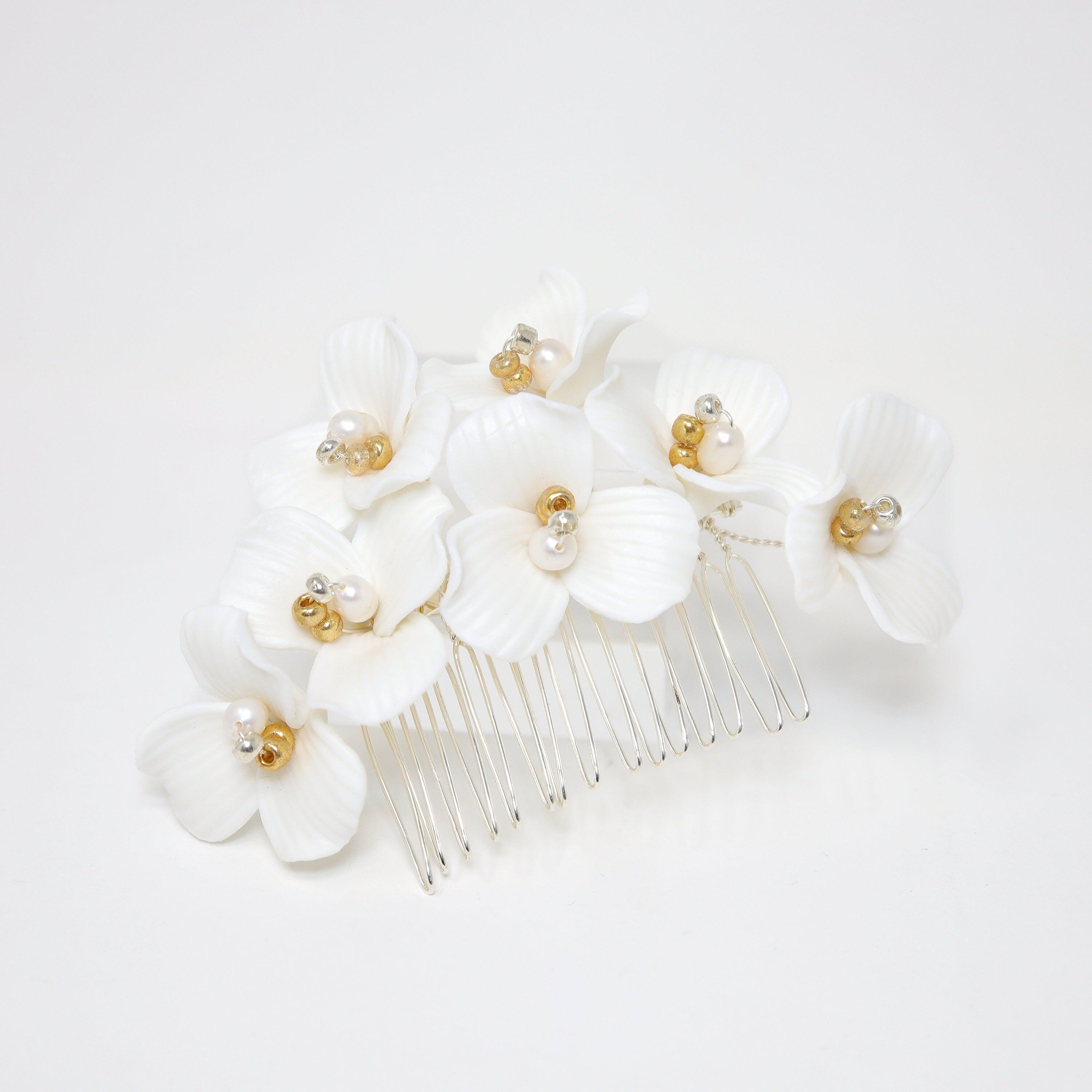 Ceramic White Flowers Freshwater Pearl Gold Hair comb And Hair Pins Set, Bridal Hair piece, Bridal Hair Accessories, Wedding Hair Accessory.