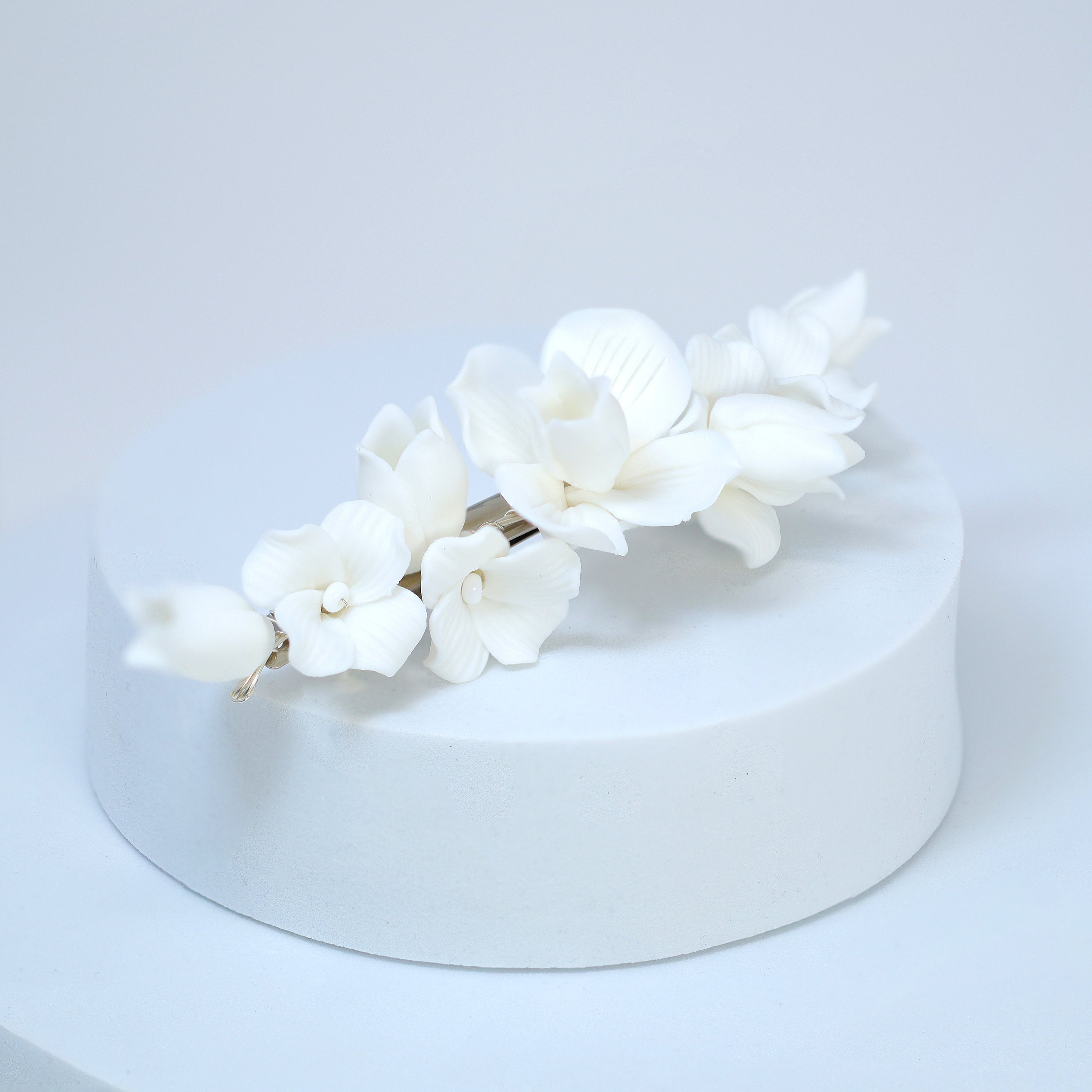 Porcelain White Flower Blossom Bridal Hair Clip, Bridal Hair Accessories, Bridesmaid Gift, Wedding Hair Accessory, Bridal Large Hair Clip