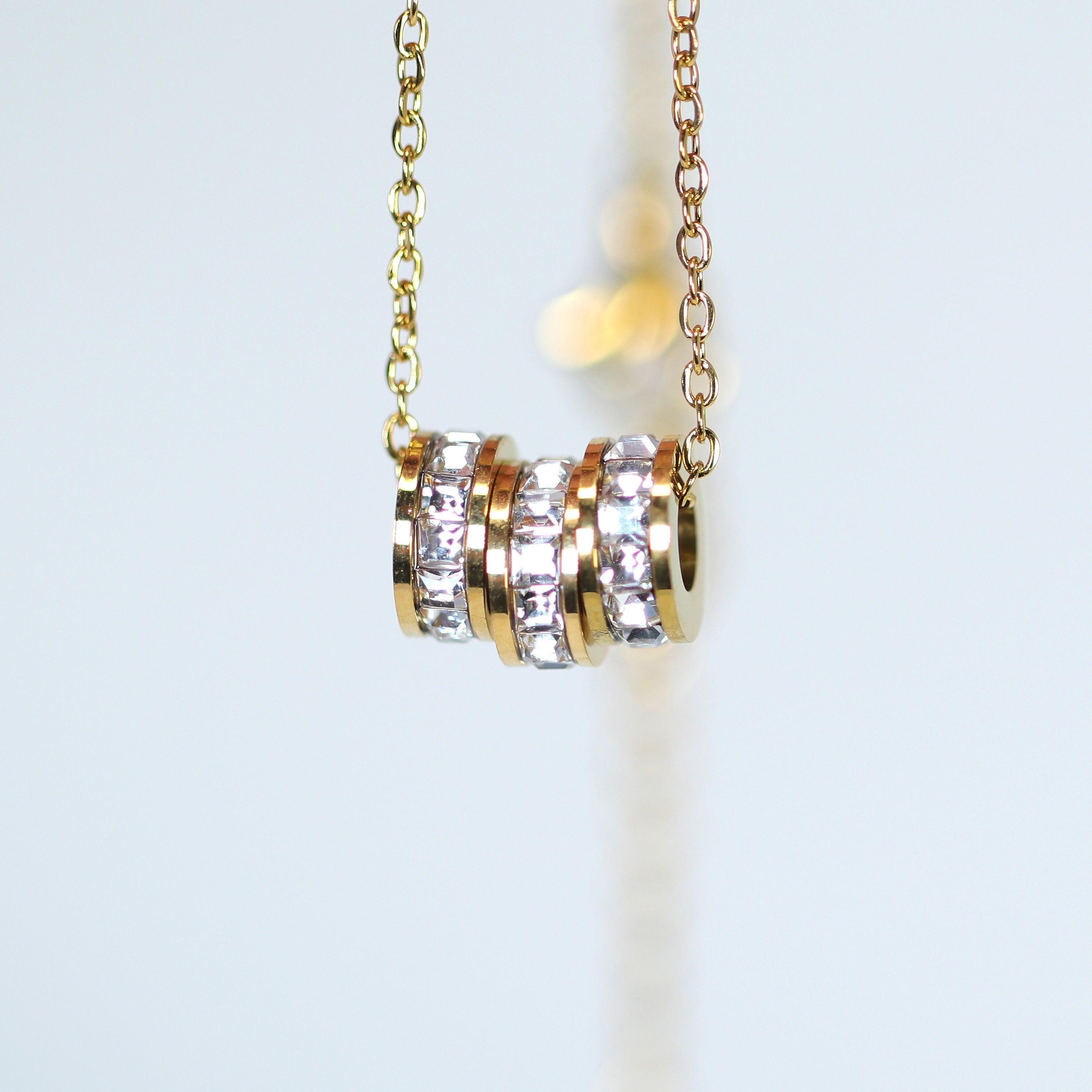 Eternity 3 Circle Necklace • Infinity Necklace • Minimalist Jewelry • Linked Circles Necklace • Connected Circles • Interlocking Rings