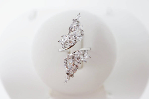 http://themillenniumbride.com/cdn/shop/products/swarovski-crystal-vine-leaves-diamond-crystal-wedding-ring-set-wedding-jewelry-bridal-accessories-statement-jewelry-swarovski-crystals-521518_grande.jpg?v=1681418223