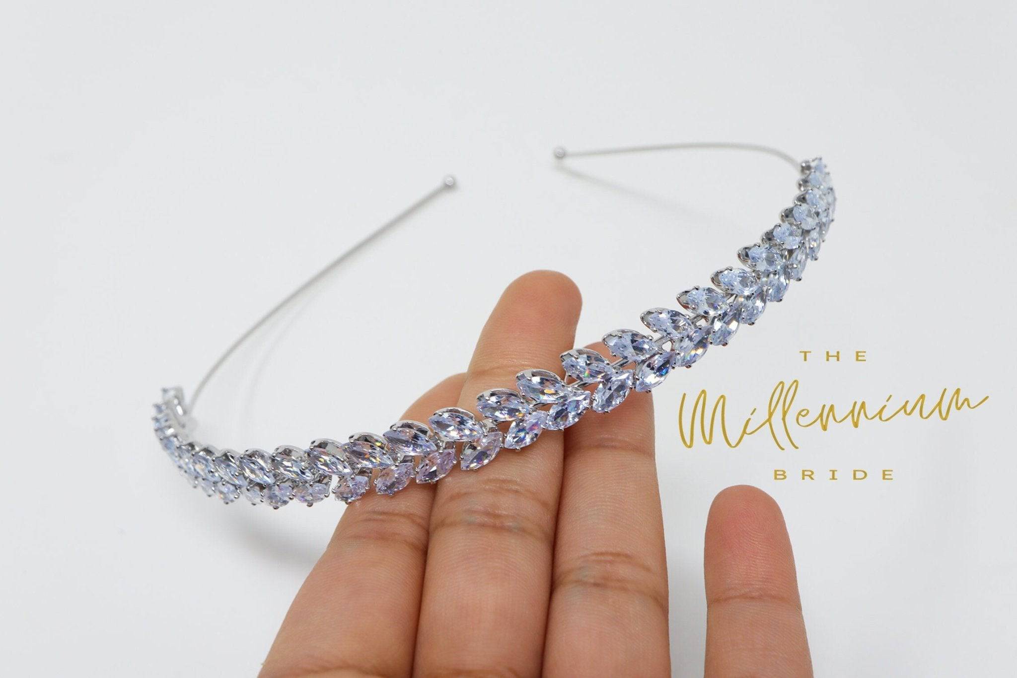 Swarovski Crystals Dainty Vine Leaves , Hair Vine Headband, Bridal Hair Vine, Rhinestone Headband, Delicate Headband, Hair accessories.