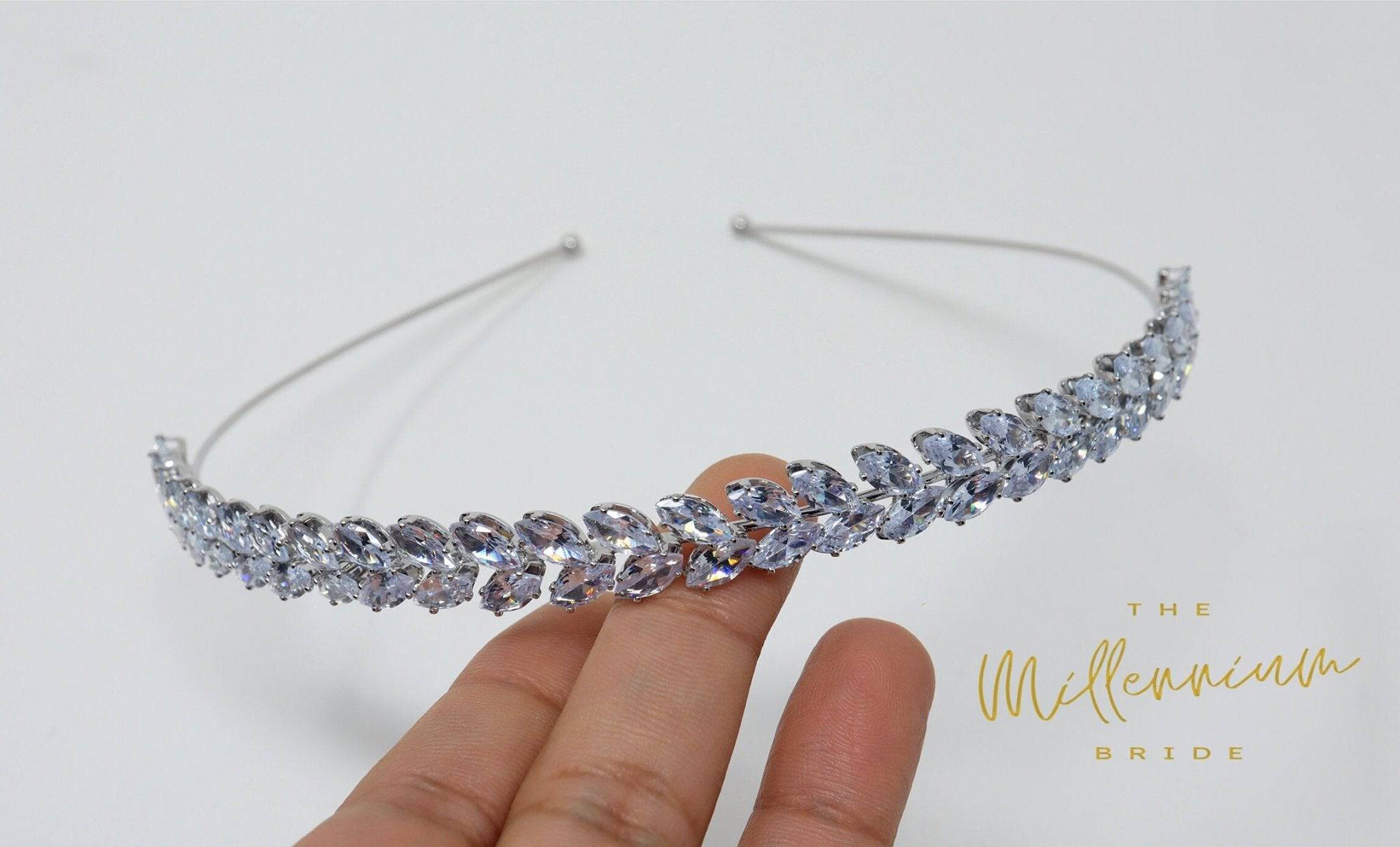 Swarovski Crystals Dainty Vine Leaves , Hair Vine Headband, Bridal Hair Vine, Rhinestone Headband, Delicate Headband, Hair accessories.