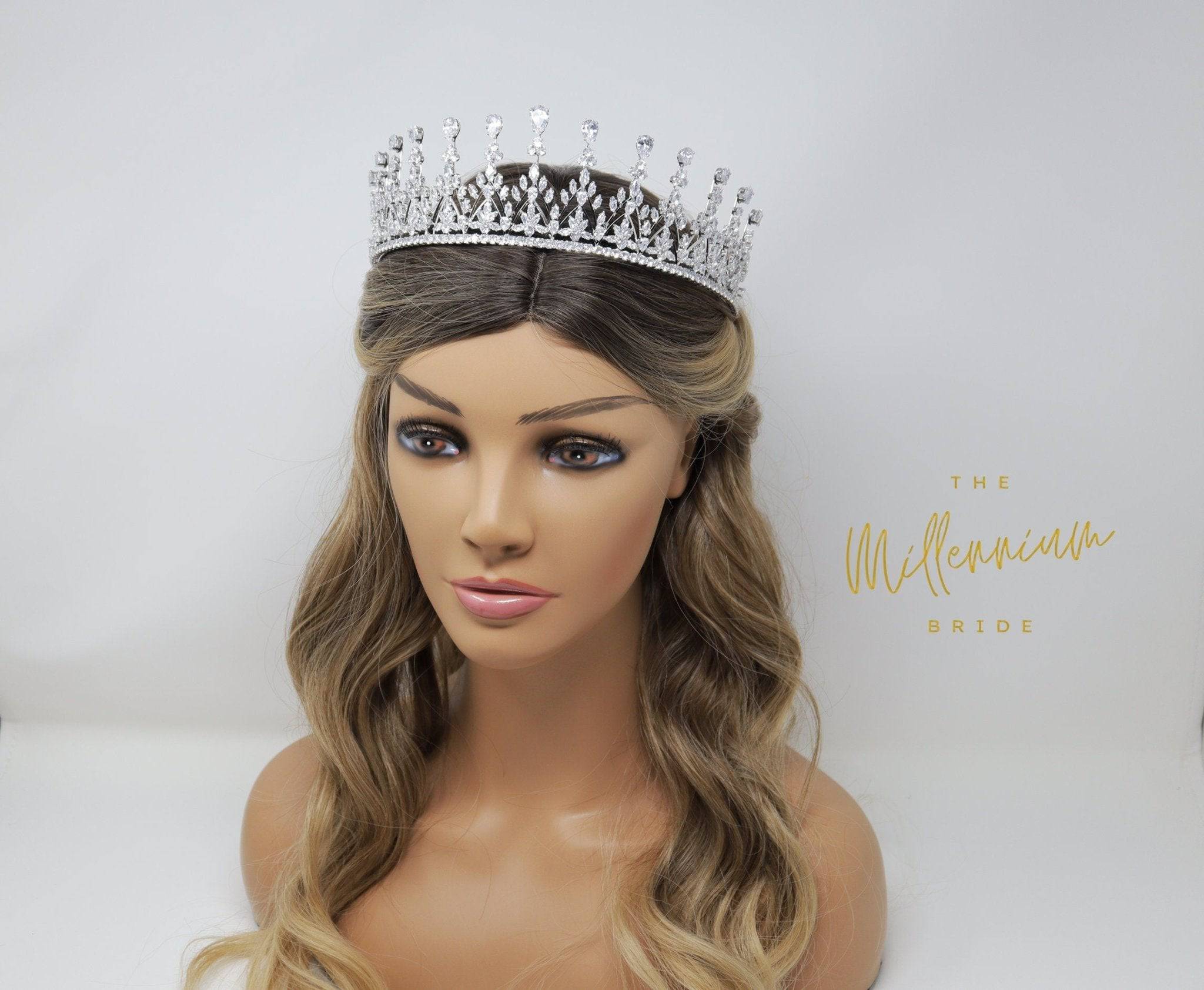 Swarovski wedding tiara, bridal crown tiara, crystal wedding tiara, crystal bridal tiara, crystal wedding crown, tiara bride