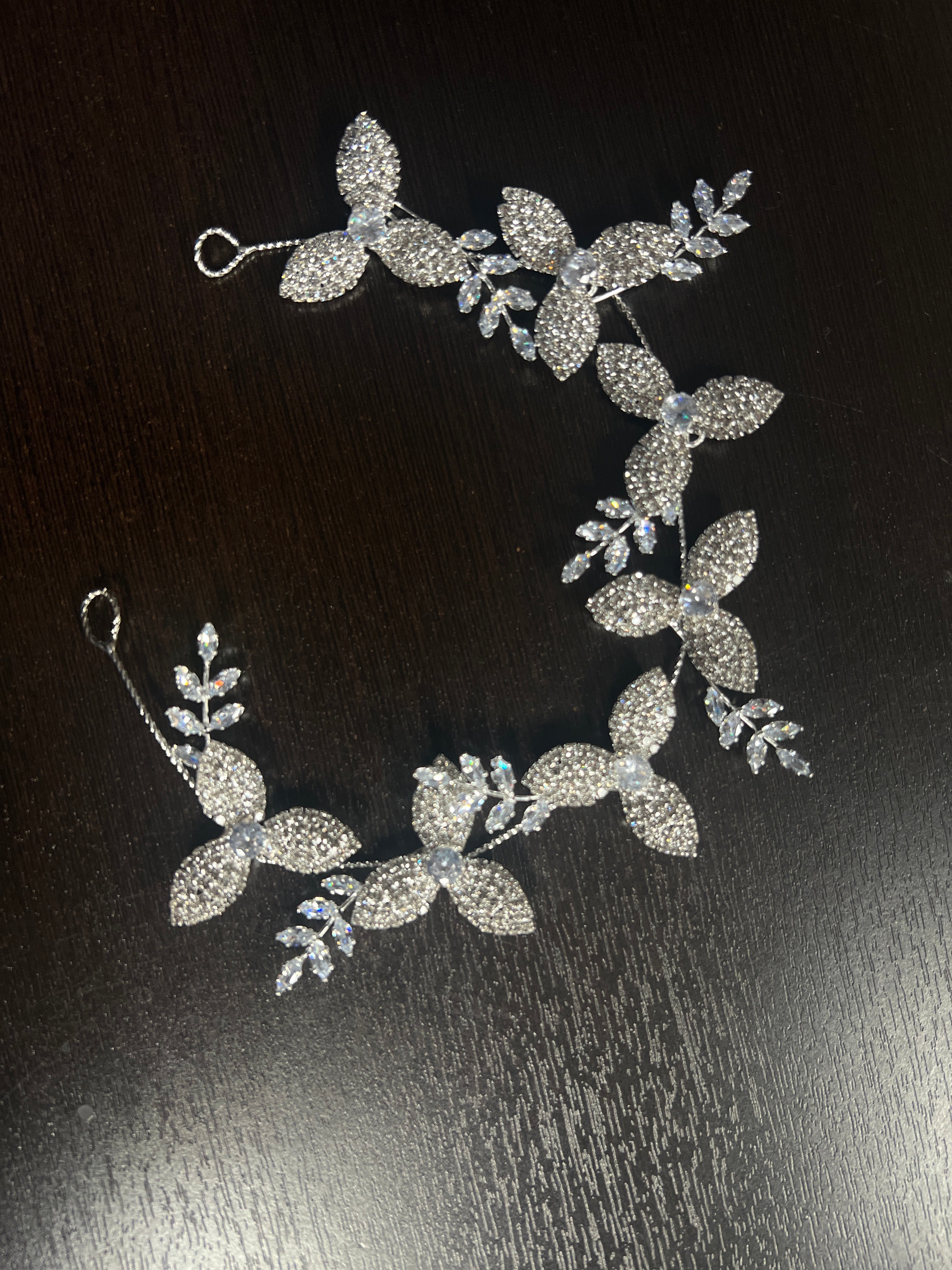 Rhinestones Dainty Floral Crystal Leaves Gold Hair Vine Headband, Bridal Hair Vine, Delicate Headband, Hair accessories.