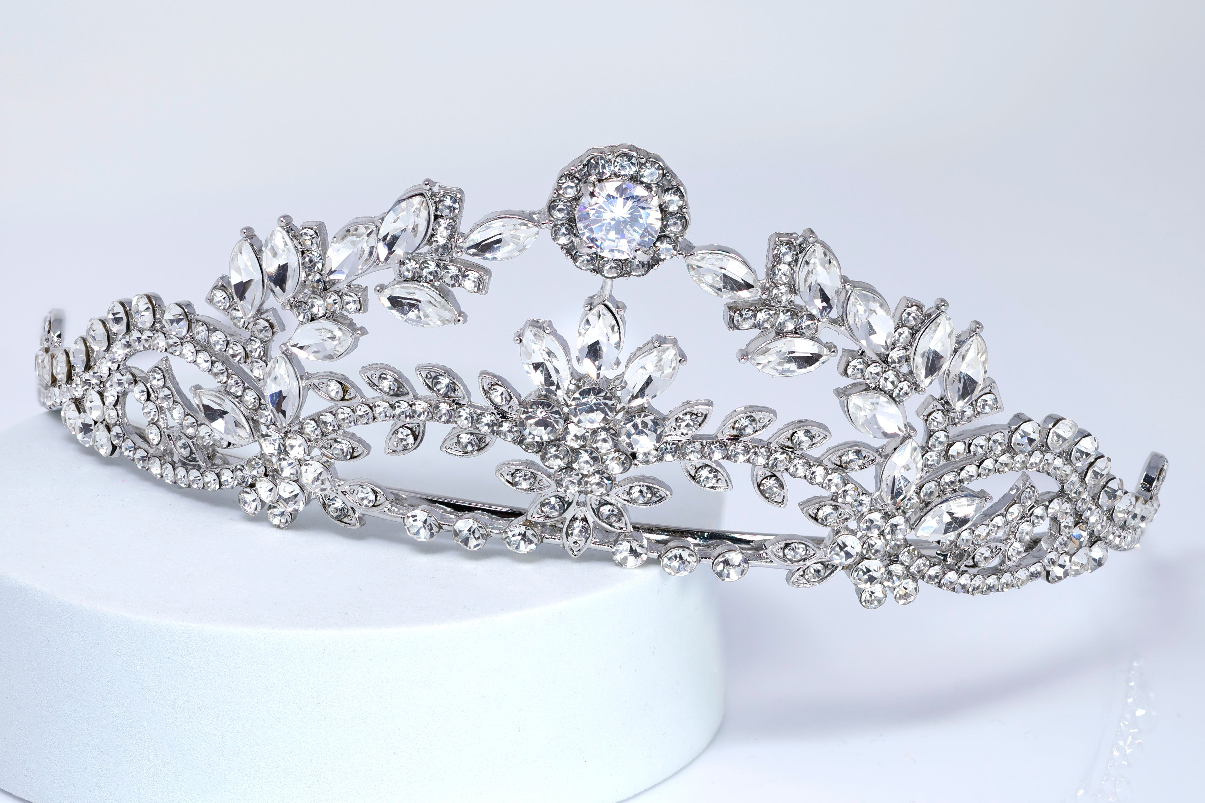 The Royal Garden Queen Tiara , Bridal Crown Tiara, Wedding Tiara, Crystal Wedding Crown, Tiara Bride