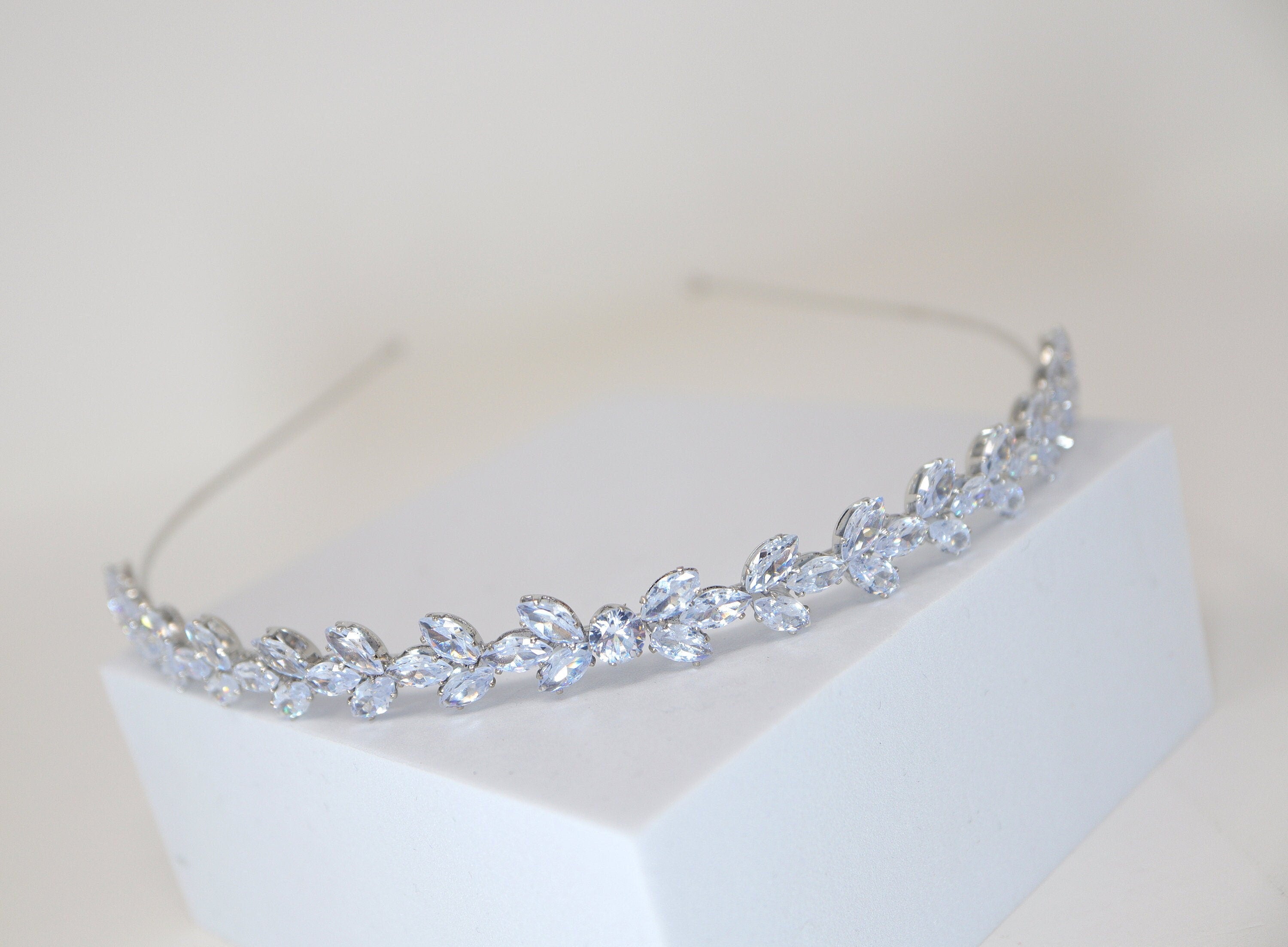 Swarovski Crystals Dainty Vine Leaves , Hair Vine Headband, Bridal Hair Vine, Rhinestone Headband, Delicate Headband, Hair accessories.