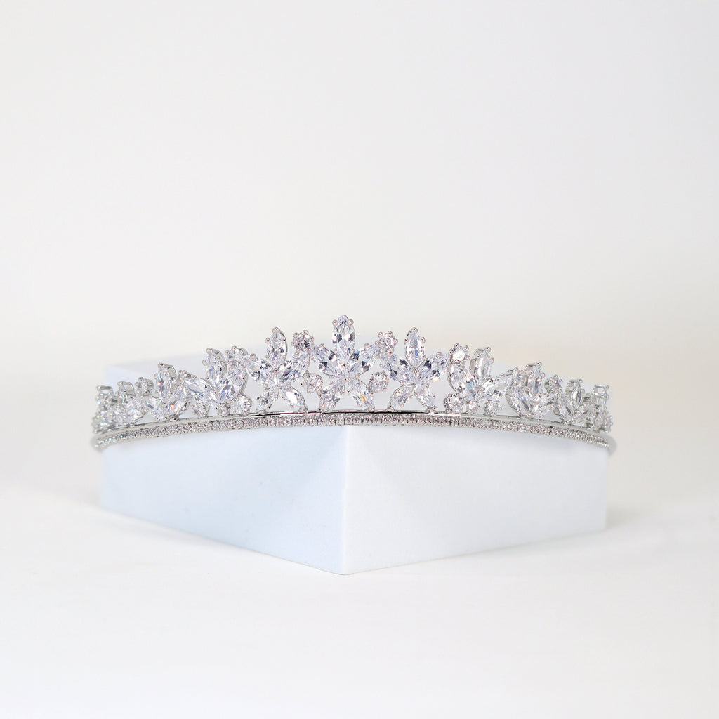 Swarovski wedding tiara, bridal crown tiara, Floral Leaves crystal wedding tiara, crystal bridal tiara, crystal wedding crown, tiara bride