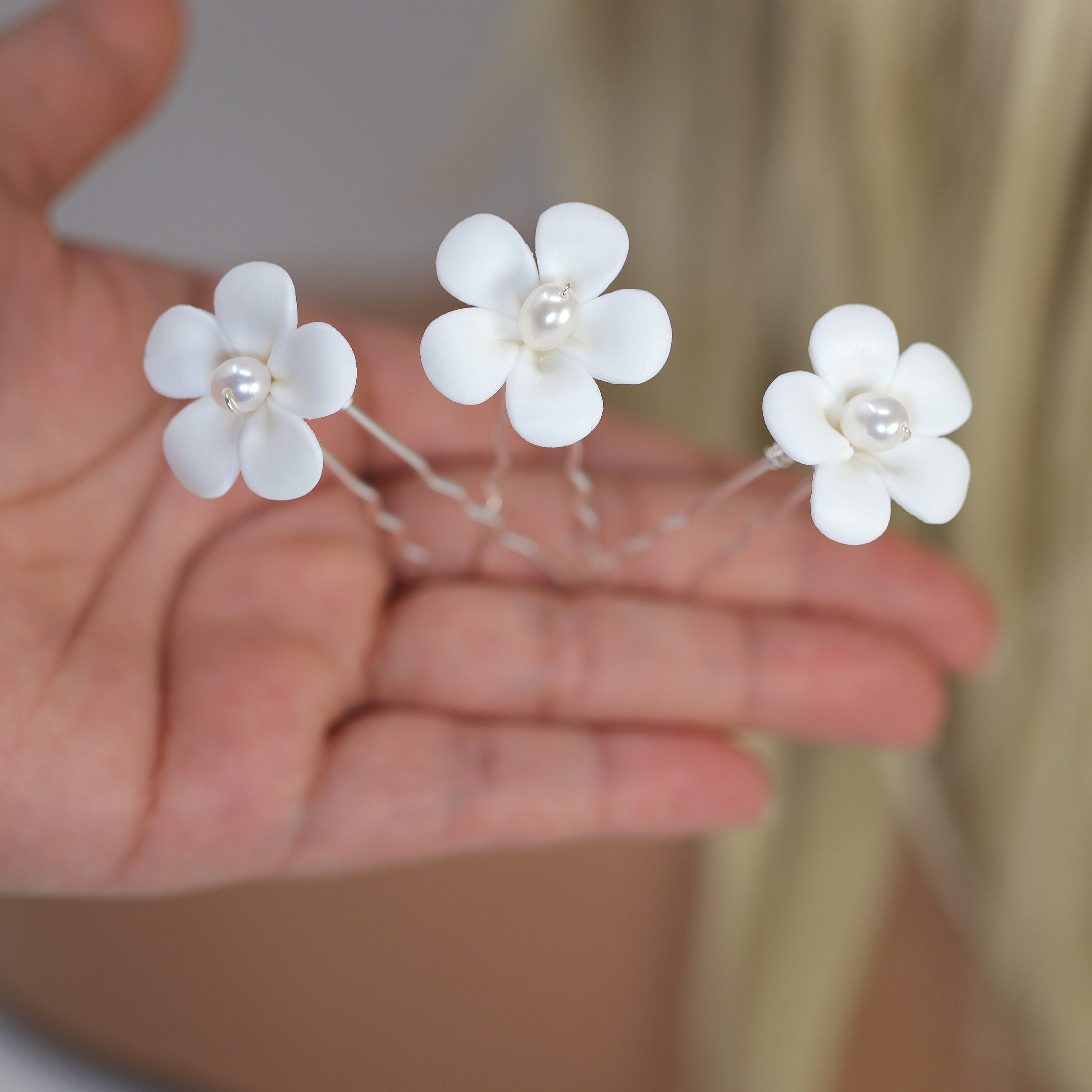 Porcelain White Flower Pop Out Natural Pearl Earrings, Bridal Jewelry, Stud Bridal Earrings, Ceramic Statement Earrings, Bridesmaid Earring.