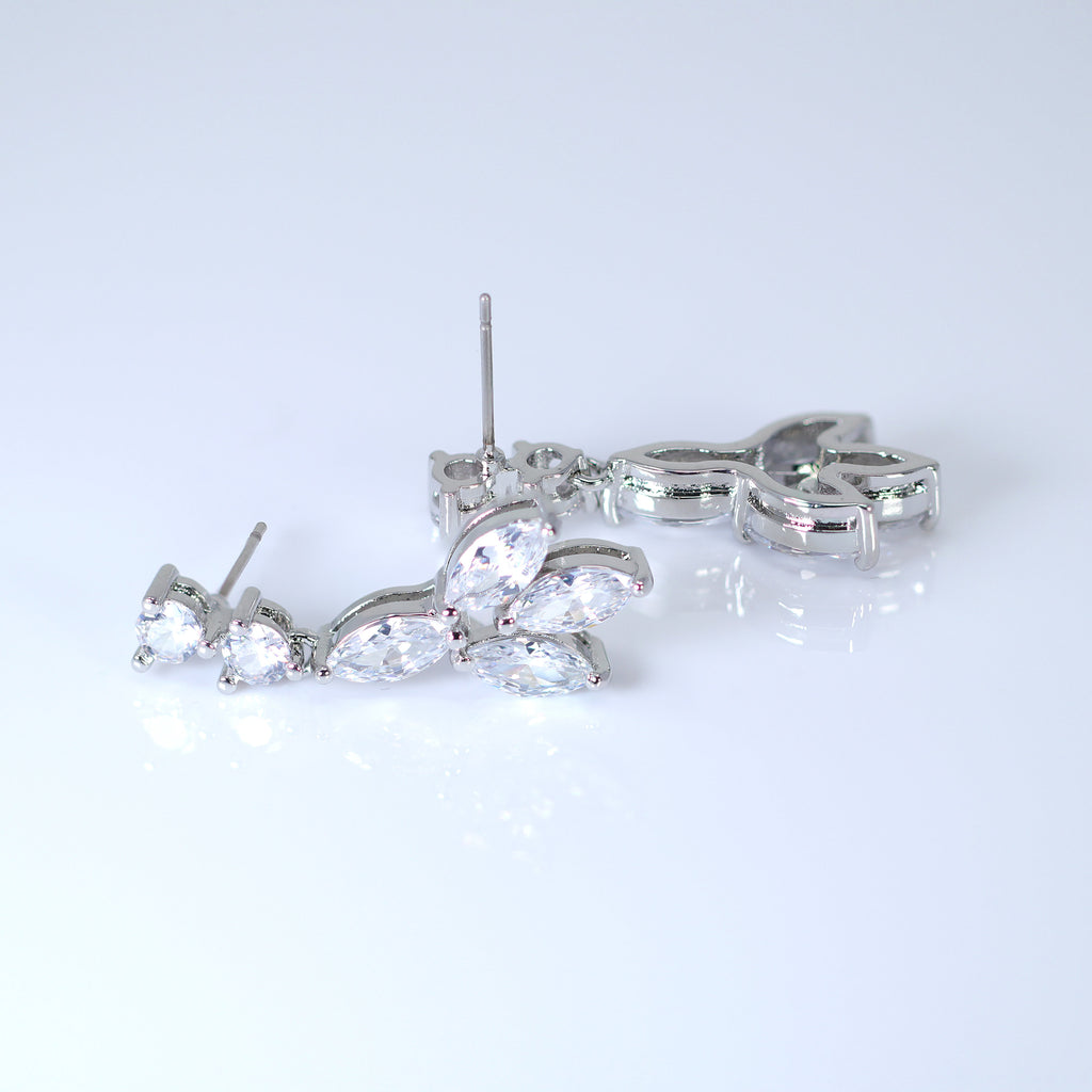 Swarovski Crystal Gleaming Leaflet Bridal Ensemble Diamond/Crystal Necklace, Bridal Necklace Set, Bridal Jewelry, Statement Necklace