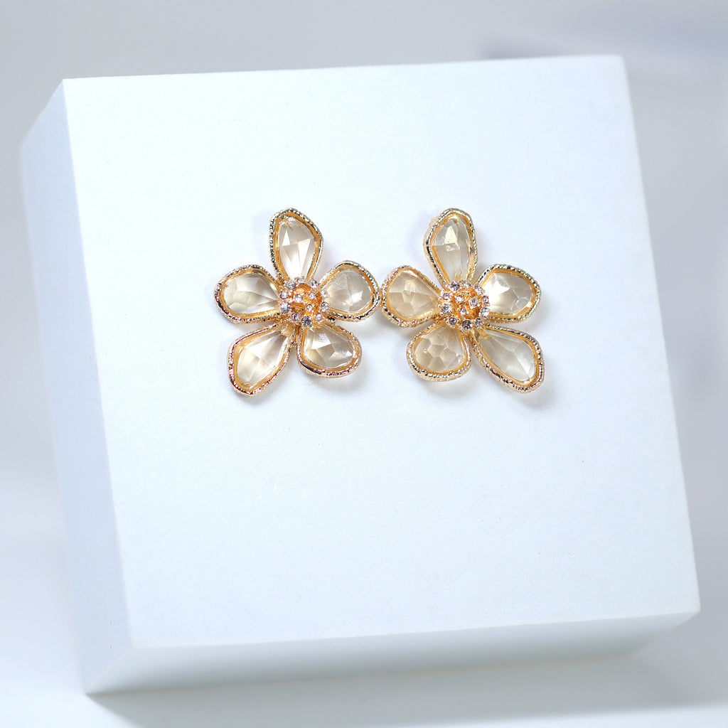 Fold Flower Stud Earrings, Bridal Jewelry, Stud Bridal Earrings, Statement Stud Earrings, Bridesmaid Flower Earring.
