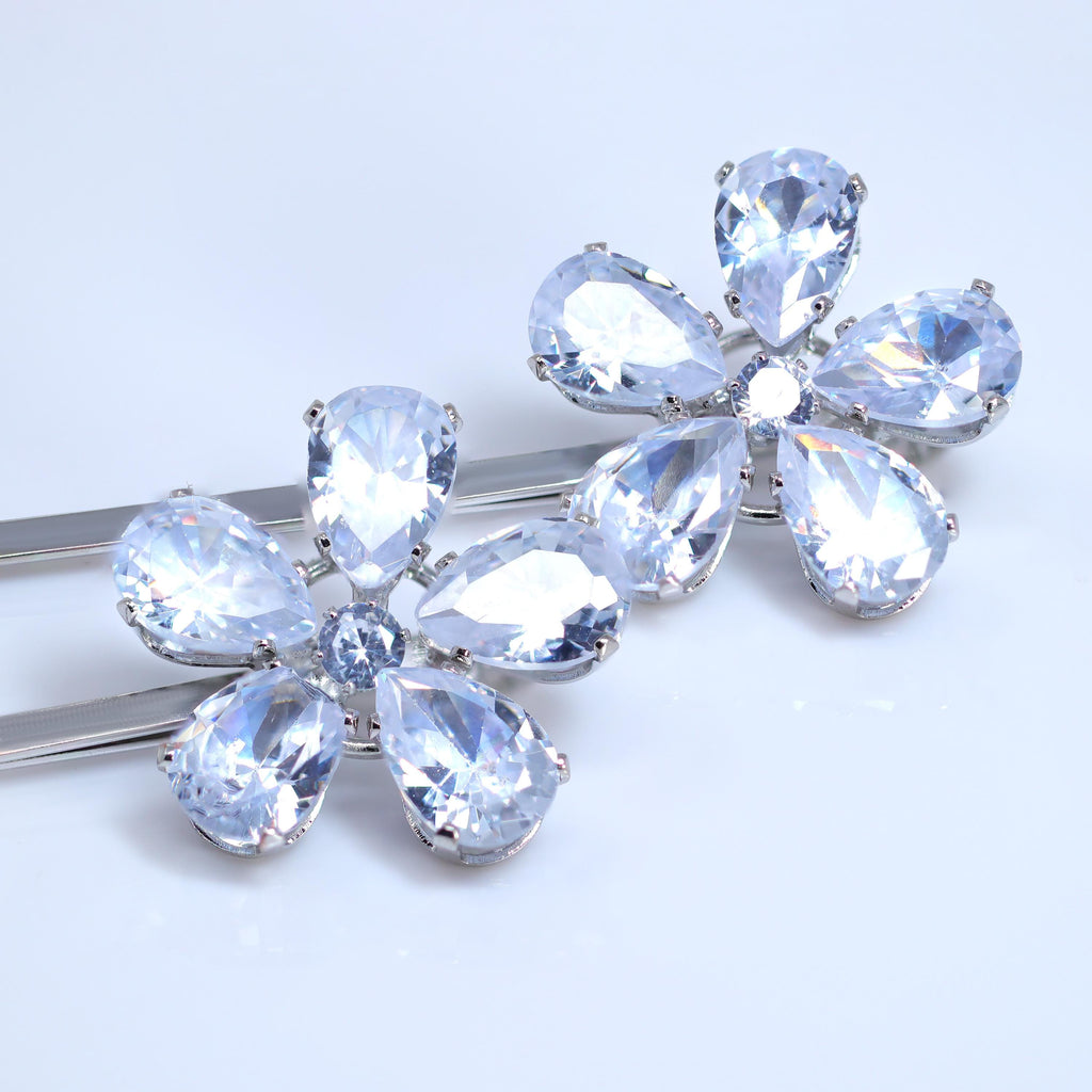 Cubic Zirconia, Floral Bridal Hair Comb And 2 Pins Set, Bridal Hair Accessories, Wedding Hair Accessory, Bridal Hair Comb.