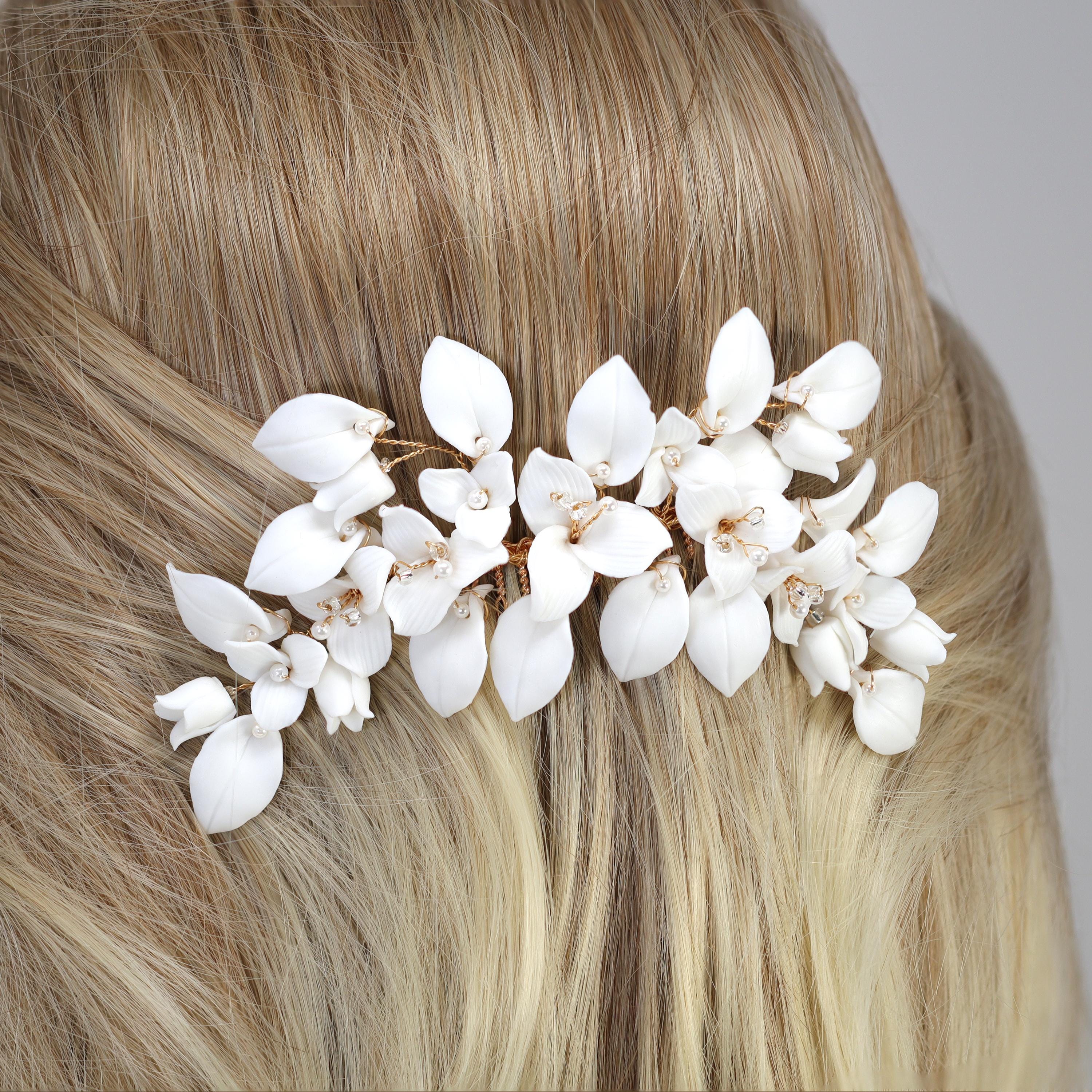 Ceramic Celestial Trillium White Flower Garden Hair comb, Bridal Hair piece, Bridal Hair Accessories, Wedding Hair Accessory.