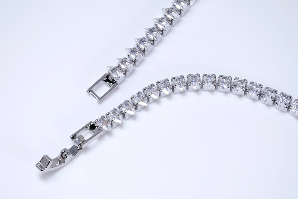CZ Diamond Garden of Queen's Glory Jewelry Set, Long Bridal Earrings, Bracelet, Ring And Necklace, Statement Earrings Cz Necklace Set.